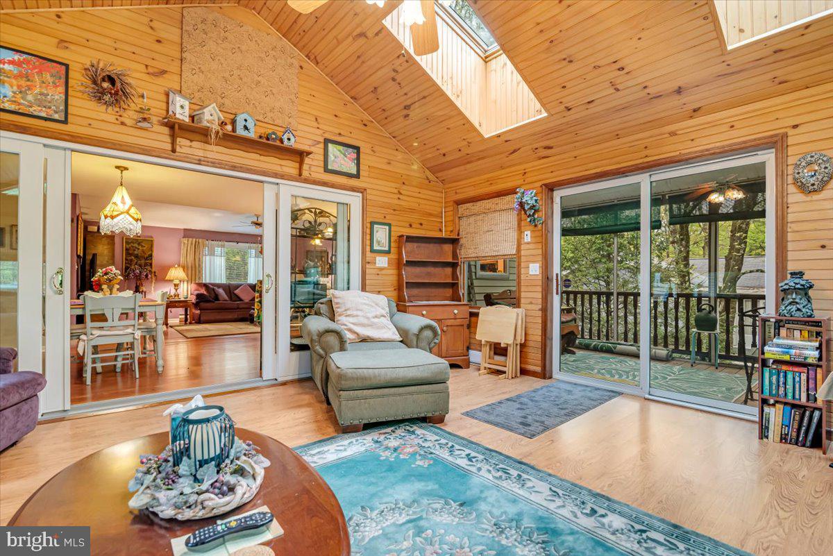 INDIAN MOUNTAIN LAKES - Residential