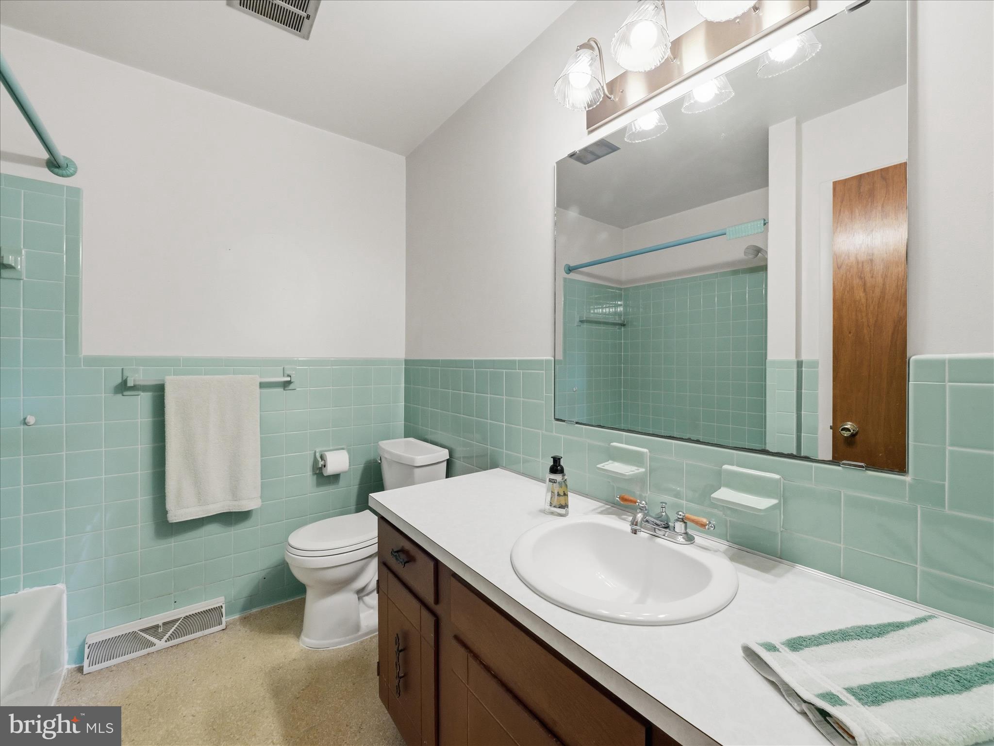 ST JAMES VILLAGE - Residential