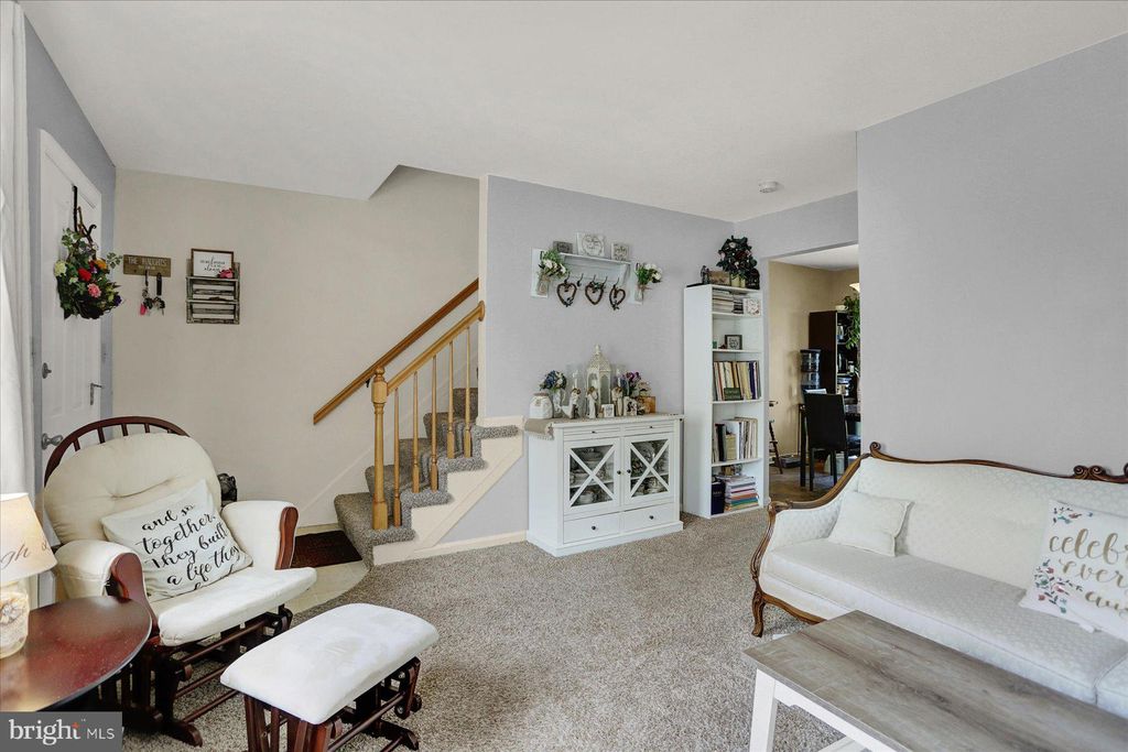 Photo of 34 CRANFIELD CT, ELIZABETHTOWN, PA 17022 (MLS # PALA2033962)