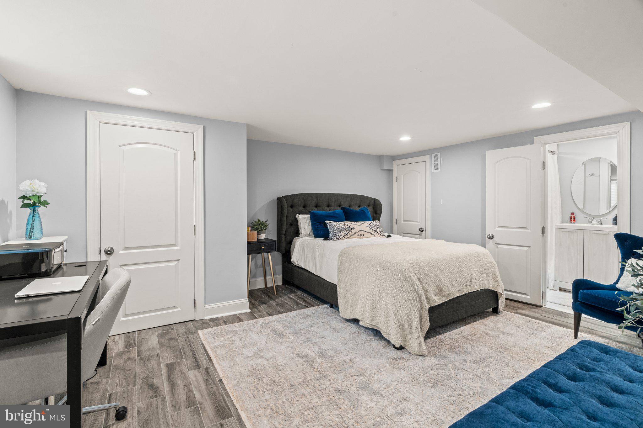 WYNNEWOOD - Residential