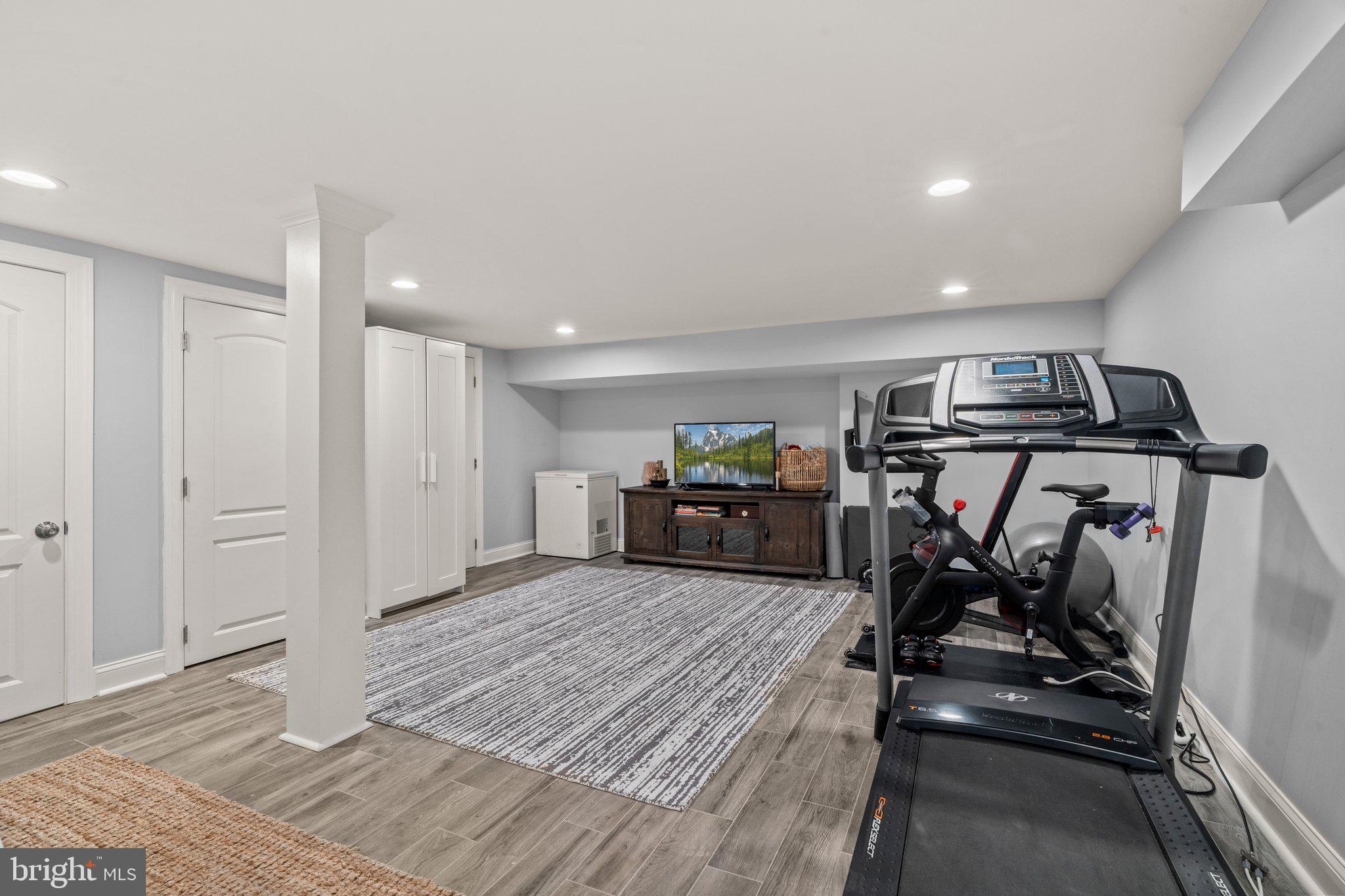 WYNNEWOOD - Residential