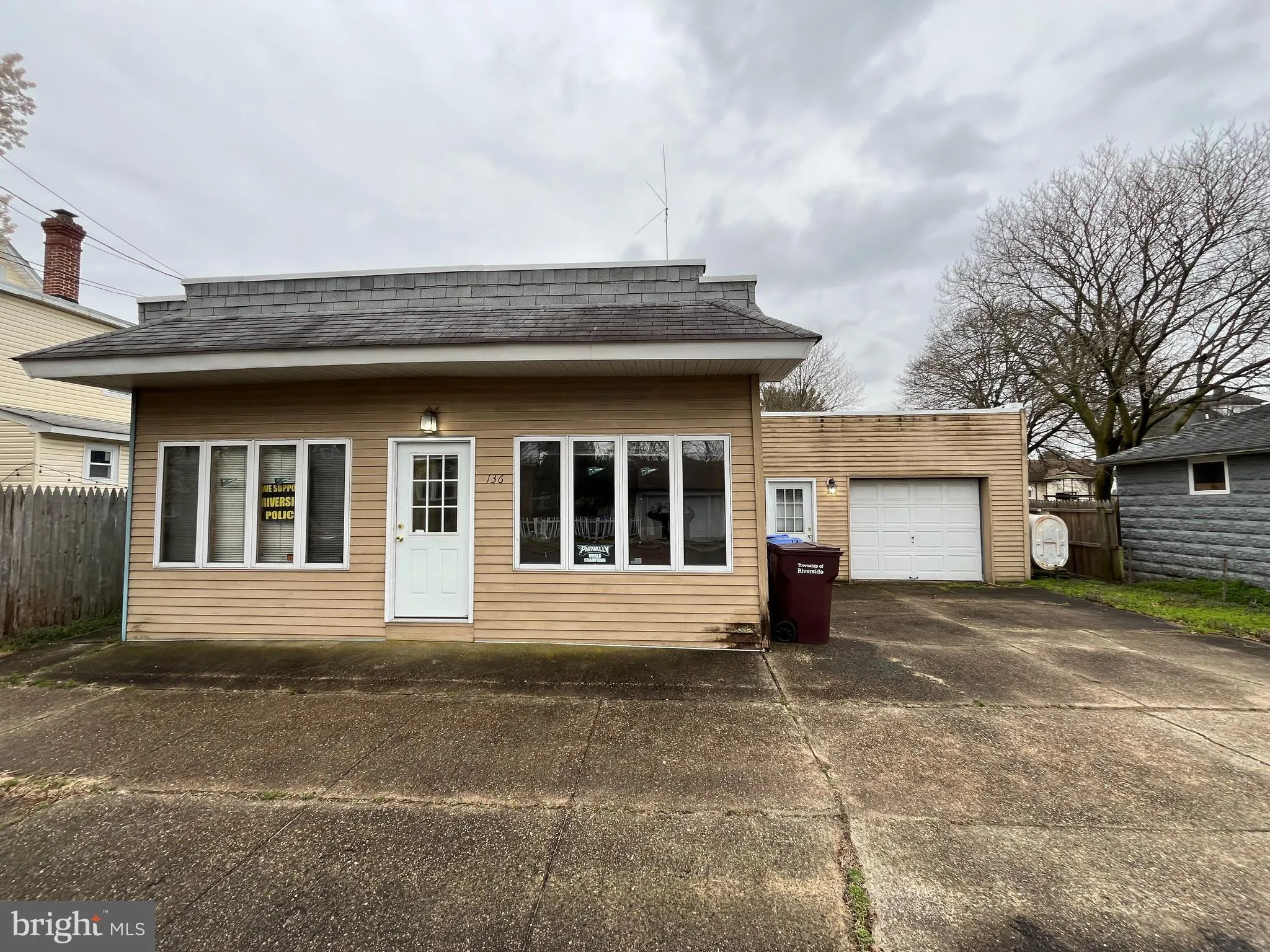 Riverside, New Jersey 08075, United States, ,Commercial,Contingent,60451