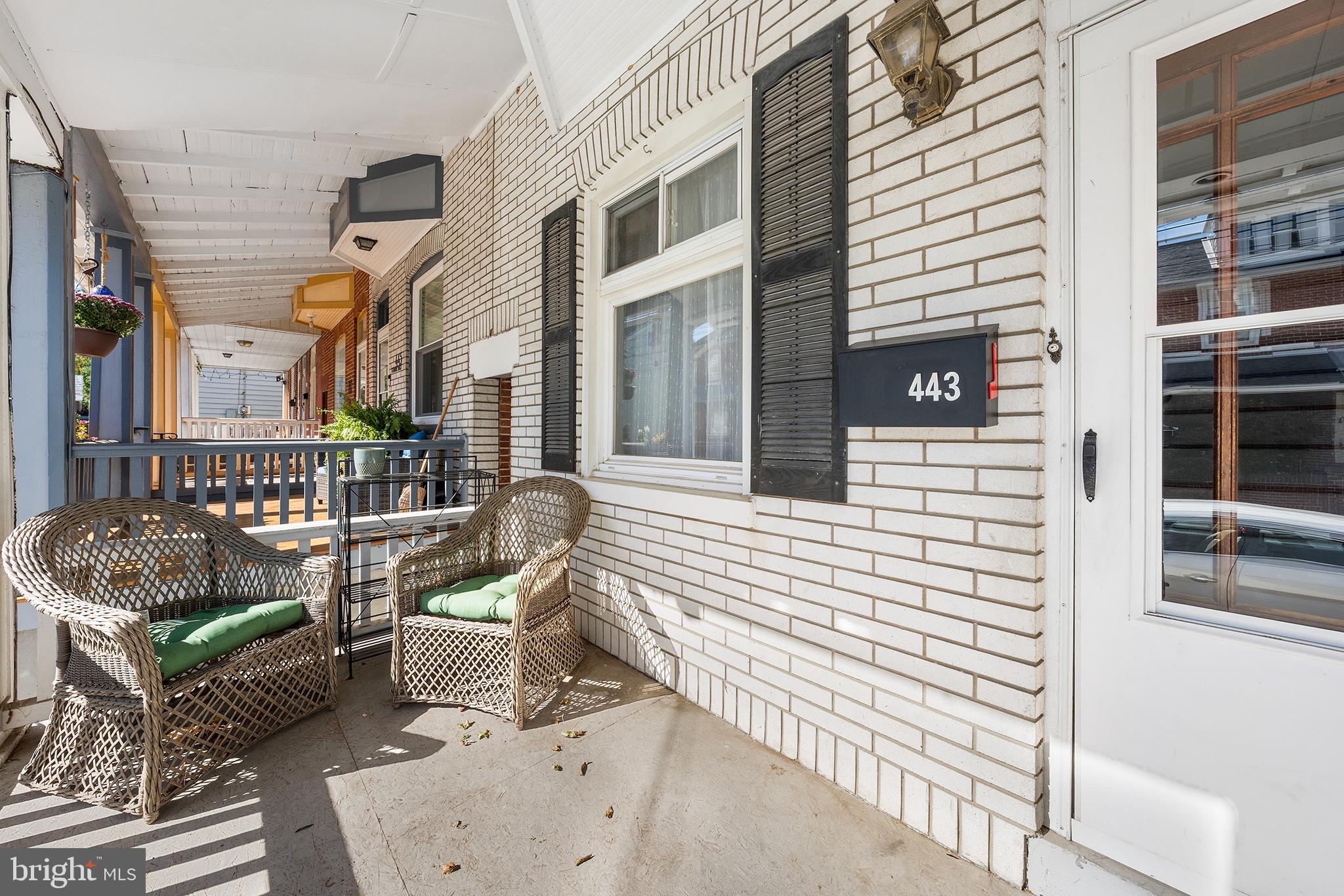 443 W WALNUT STREET