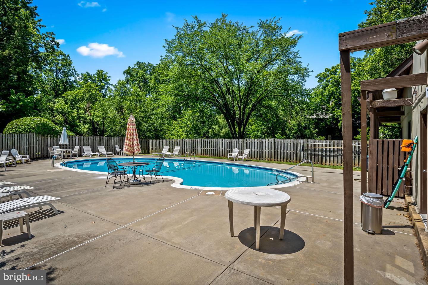 COCKEYSVILLE - Residential