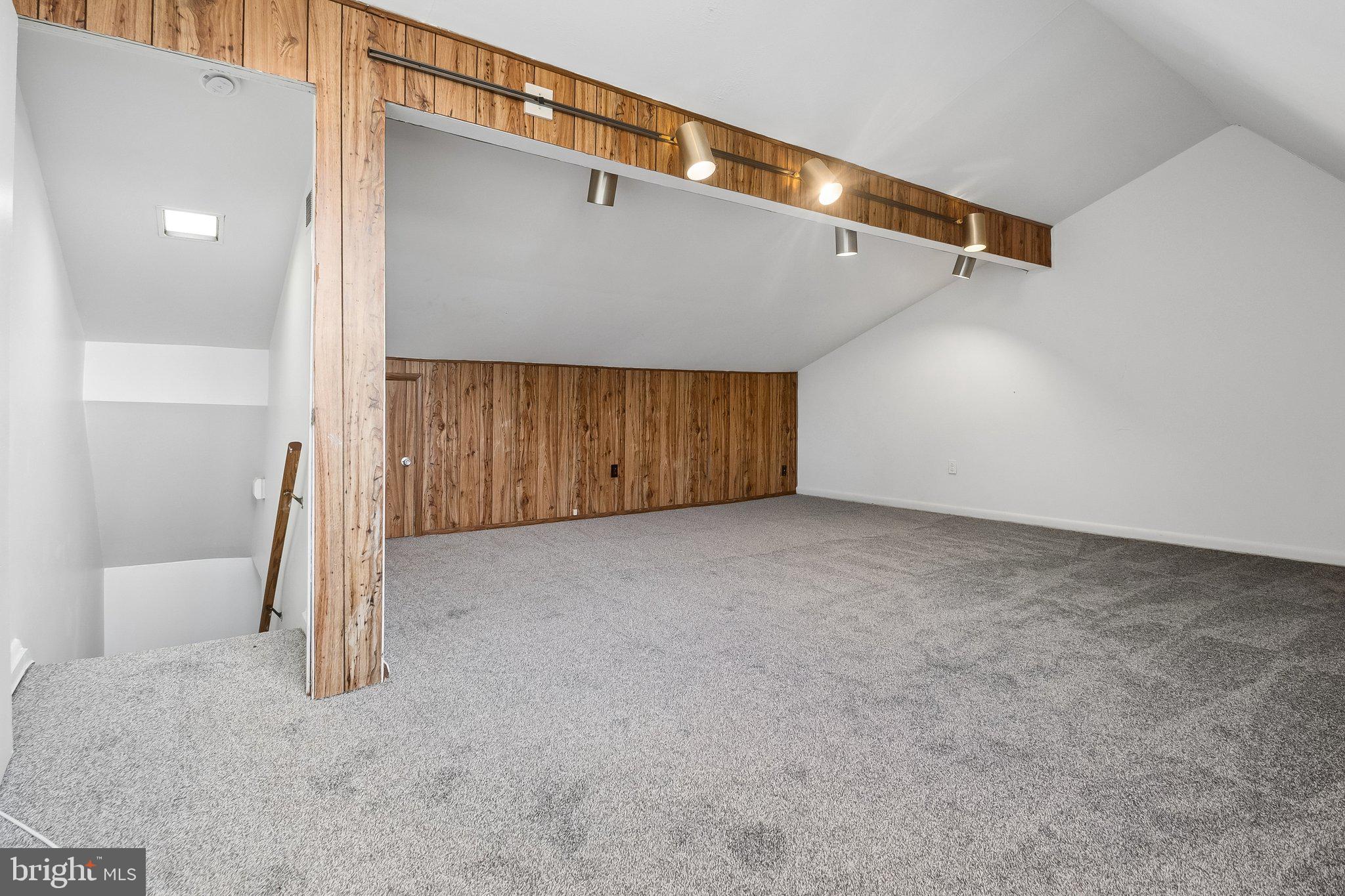 COCKEYSVILLE - Residential