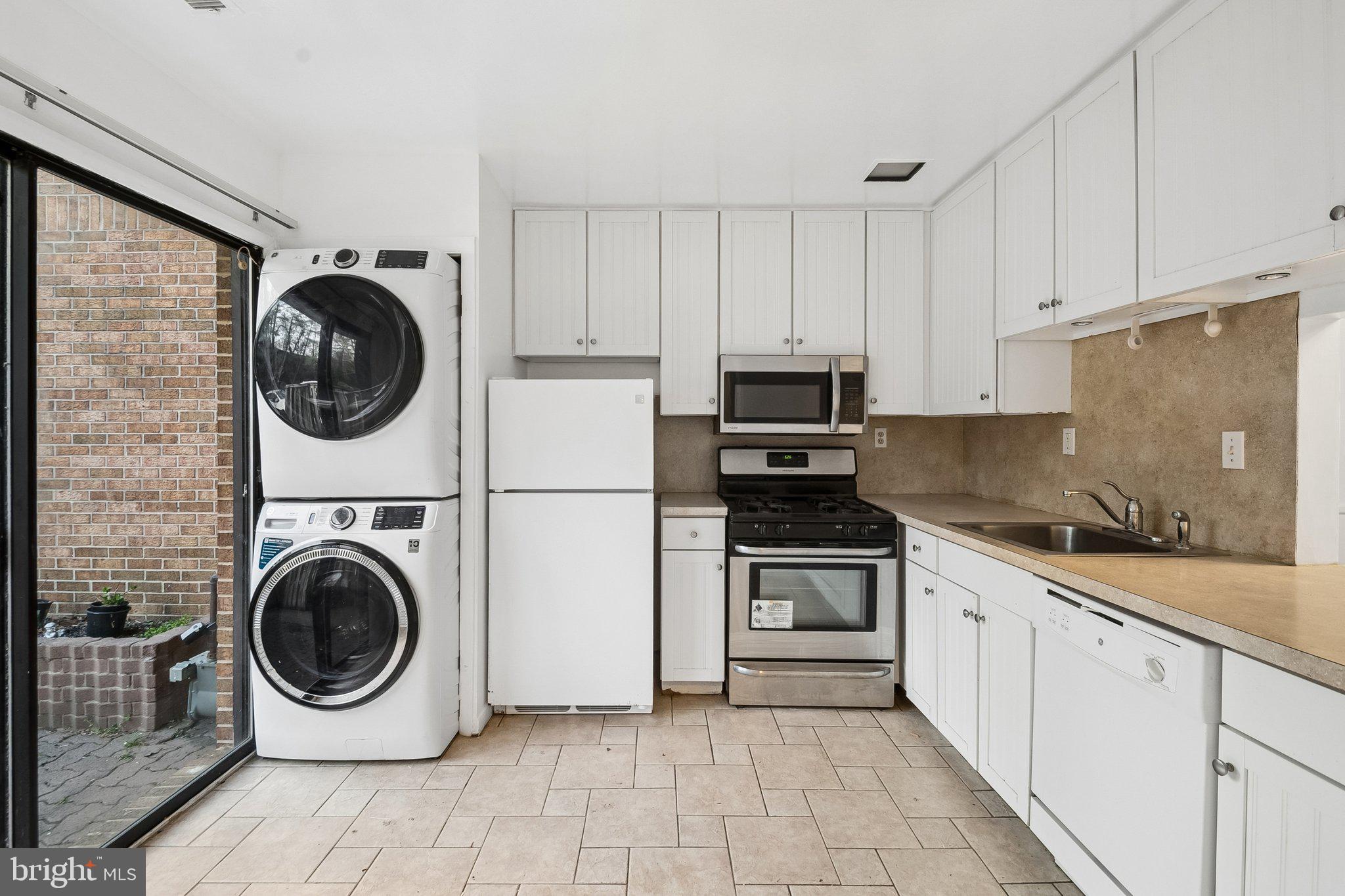 COCKEYSVILLE - Residential