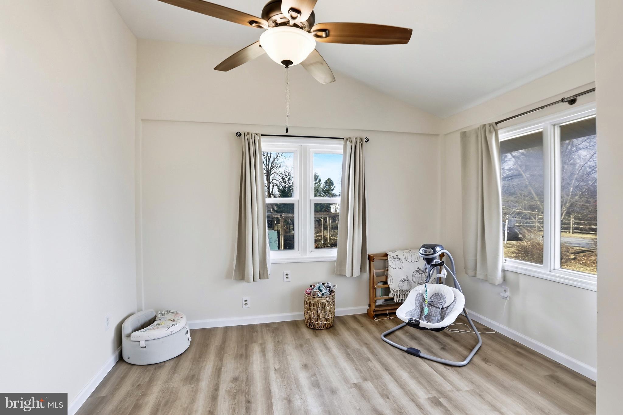 SKYLAND ESTATES - Residential