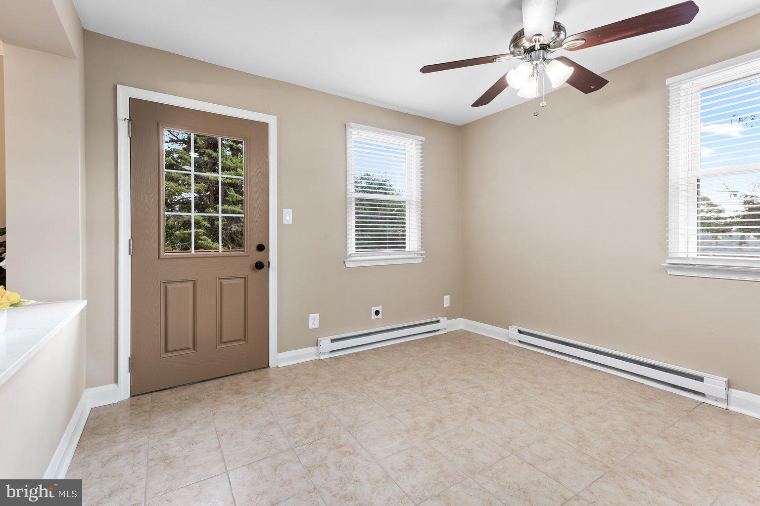 WINDSOR MILL - Residential