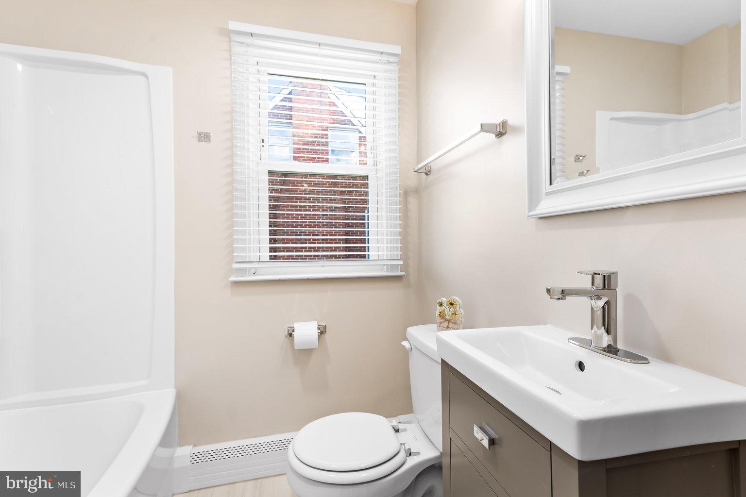 WINDSOR MILL - Residential