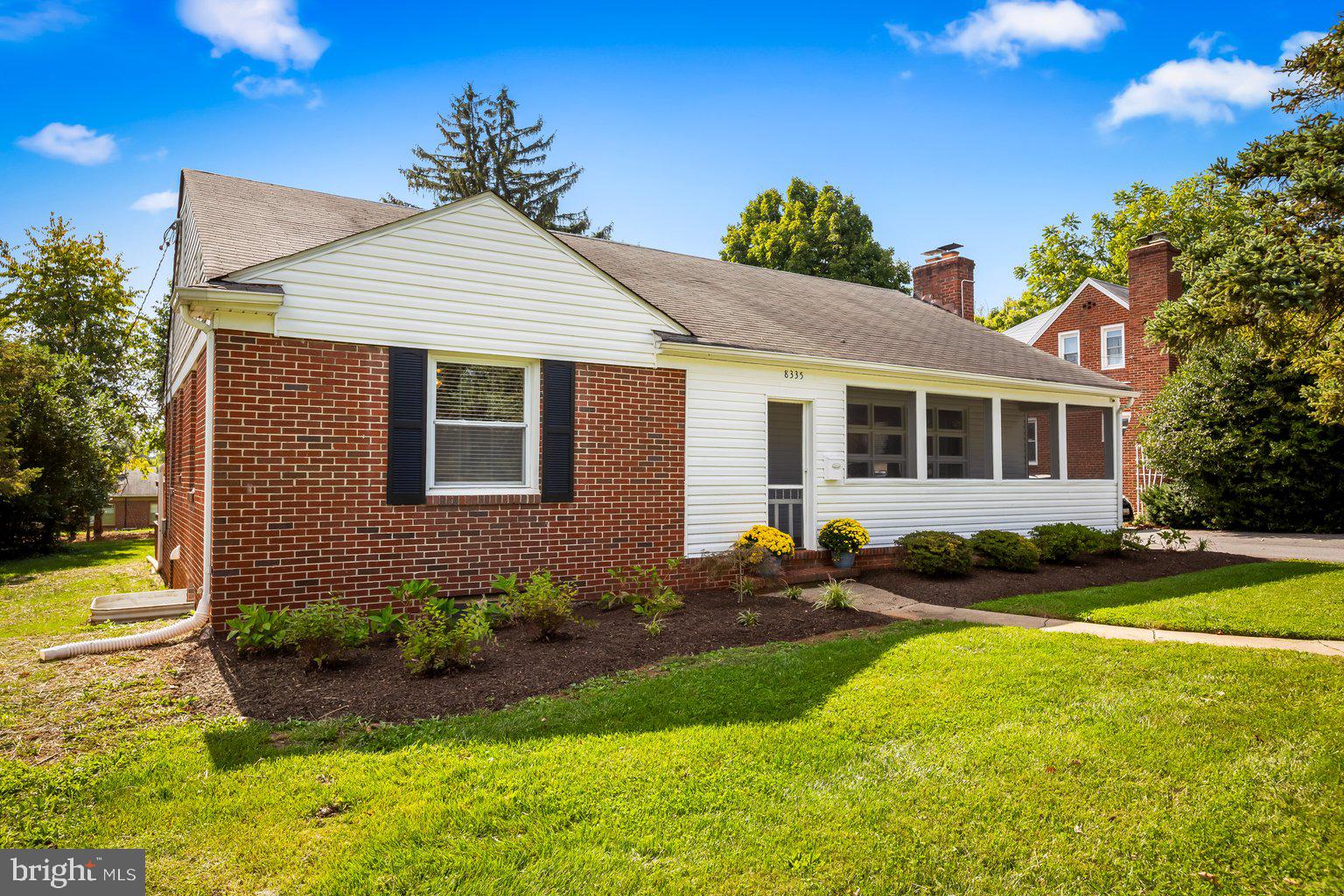 WINDSOR MILL - Residential