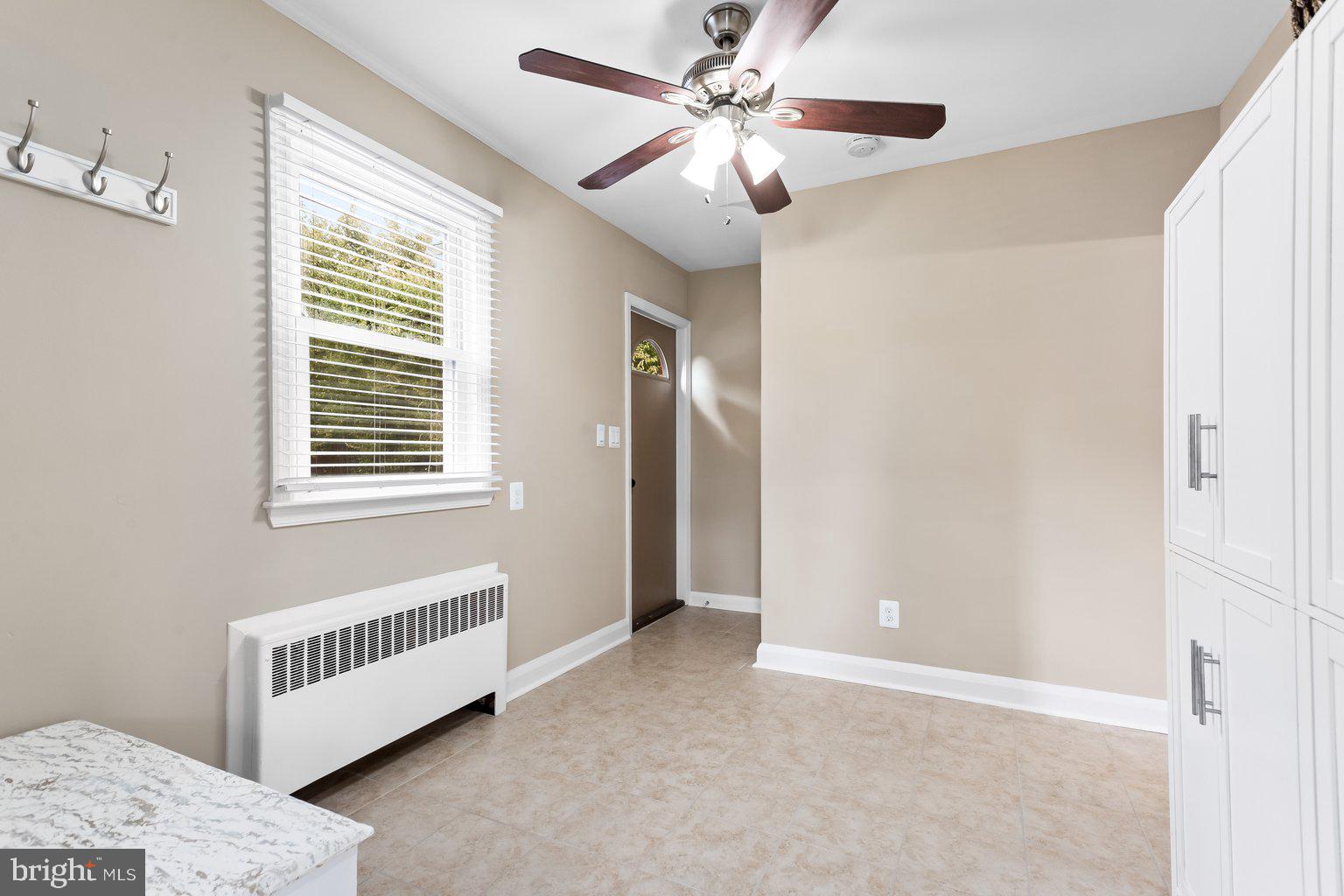 WINDSOR MILL - Residential