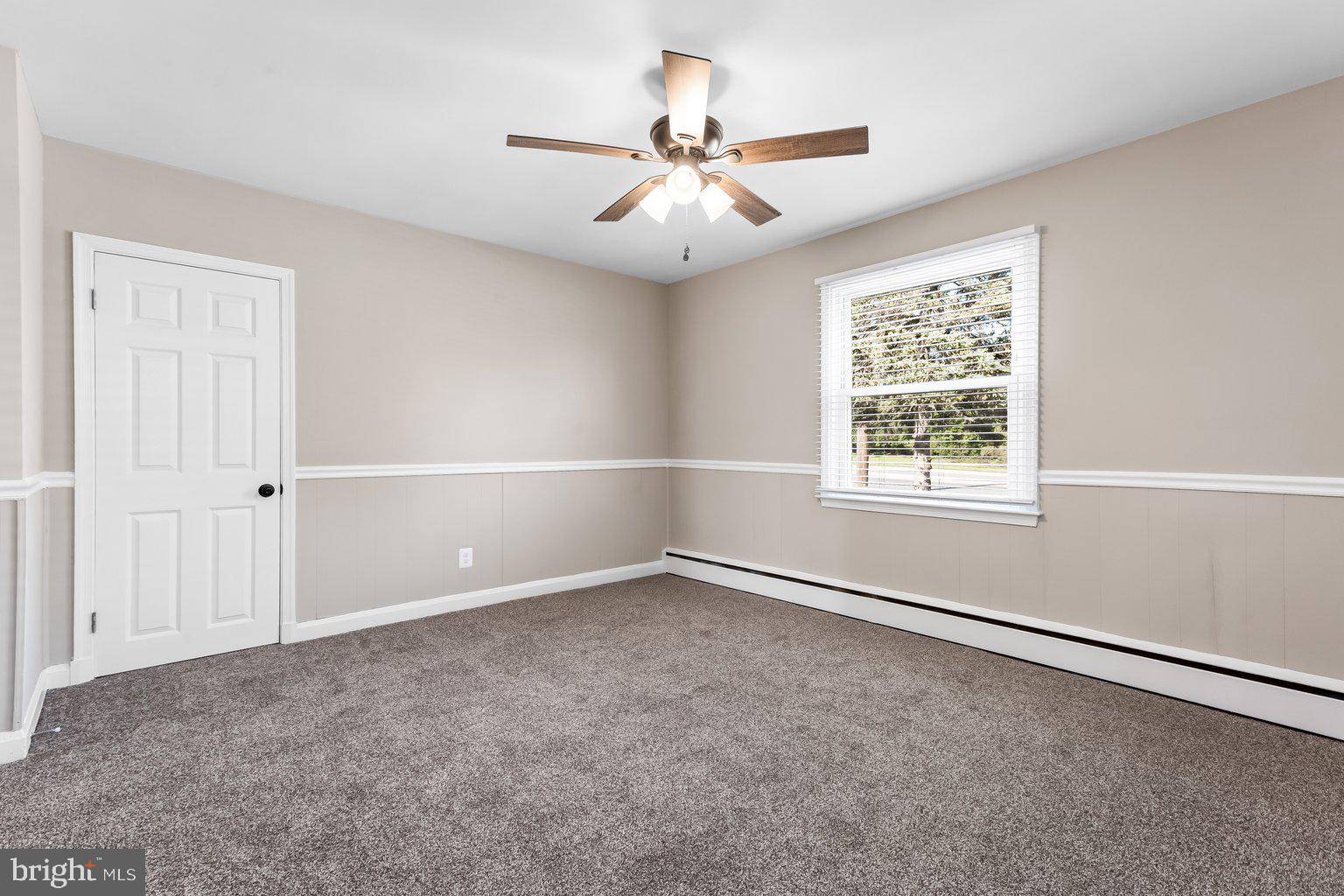 WINDSOR MILL - Residential