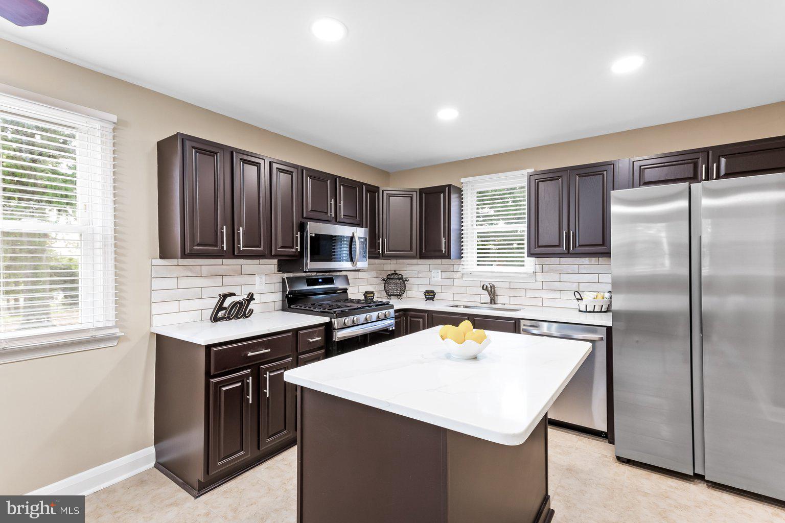 WINDSOR MILL - Residential