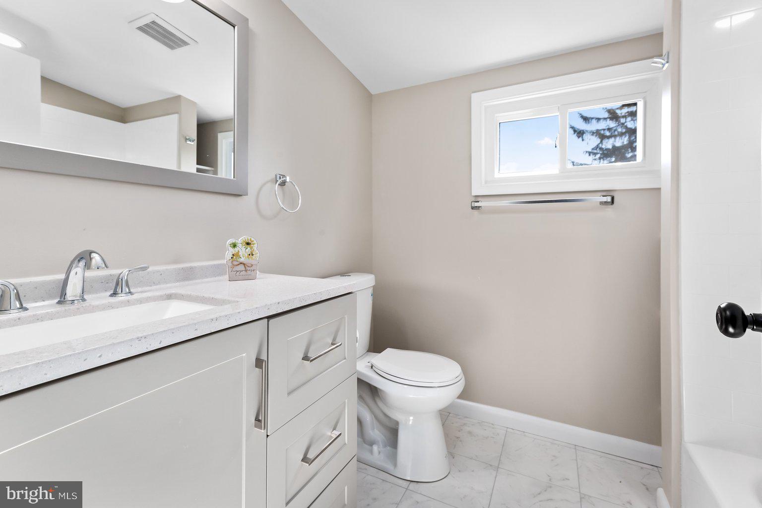 WINDSOR MILL - Residential