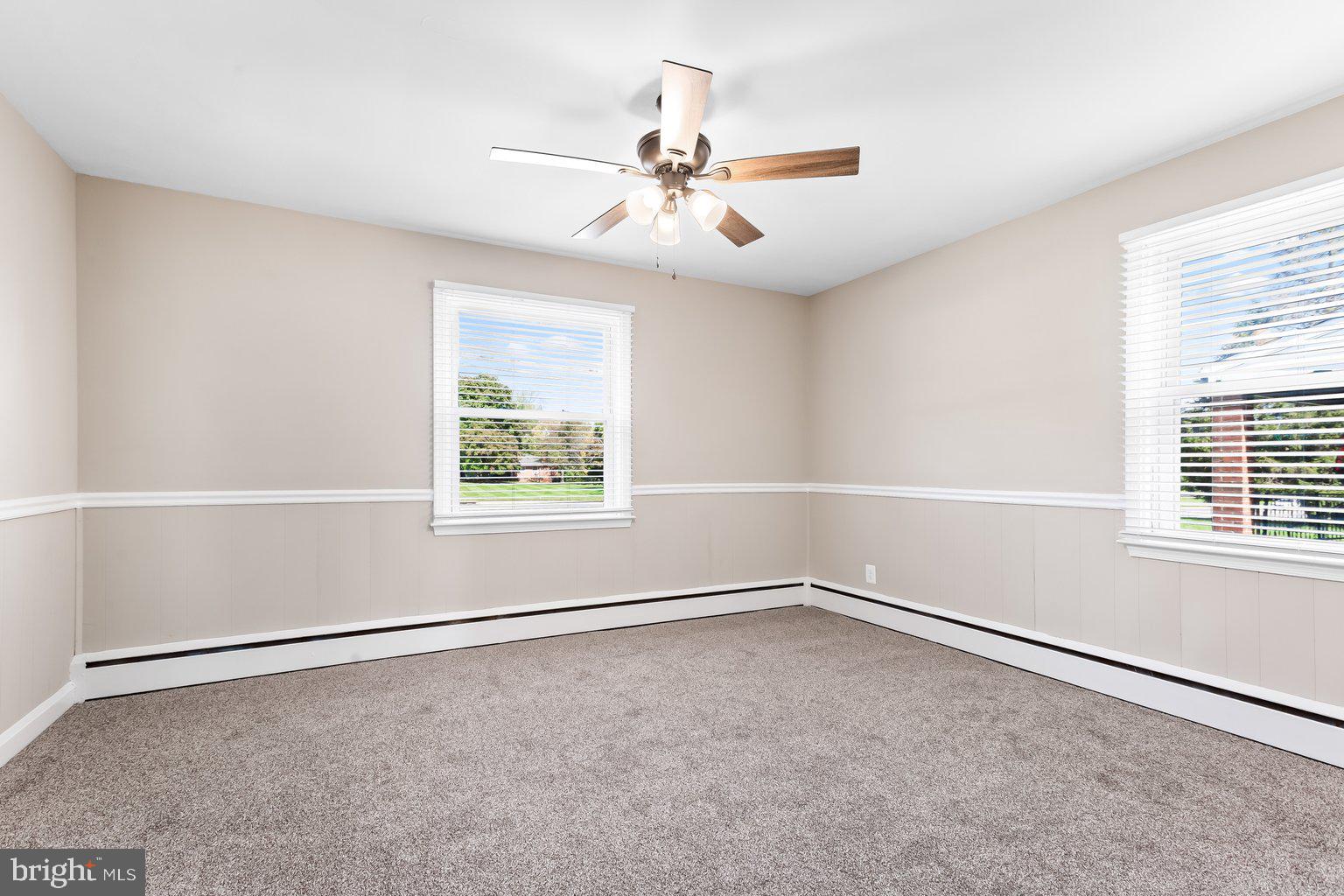 WINDSOR MILL - Residential