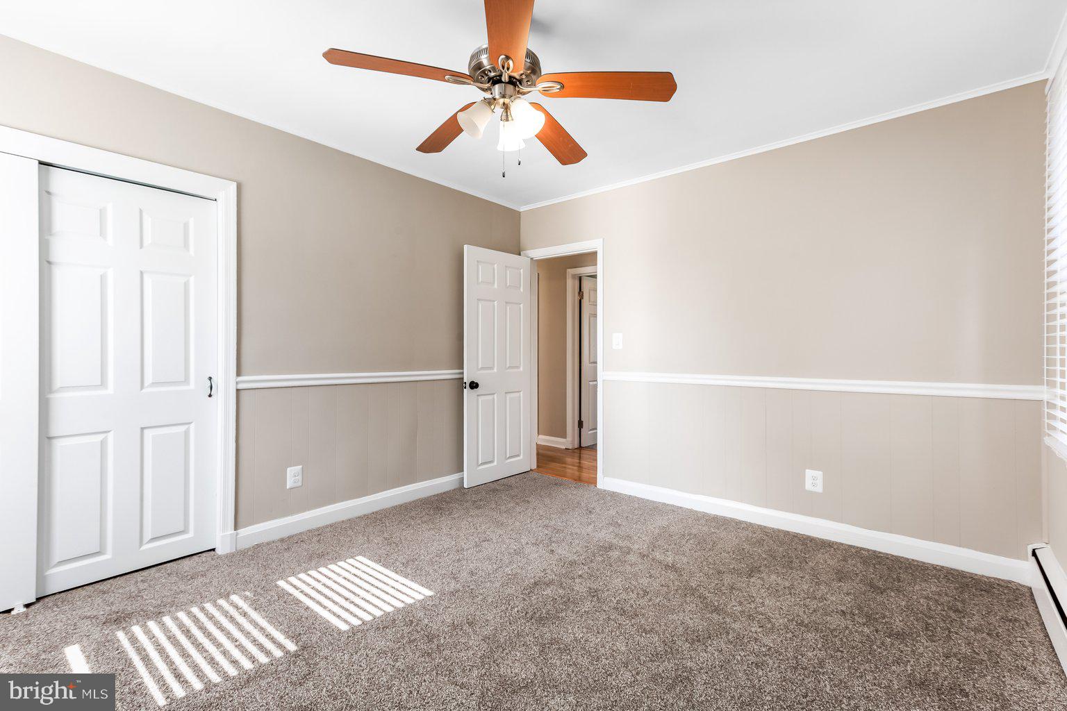 WINDSOR MILL - Residential