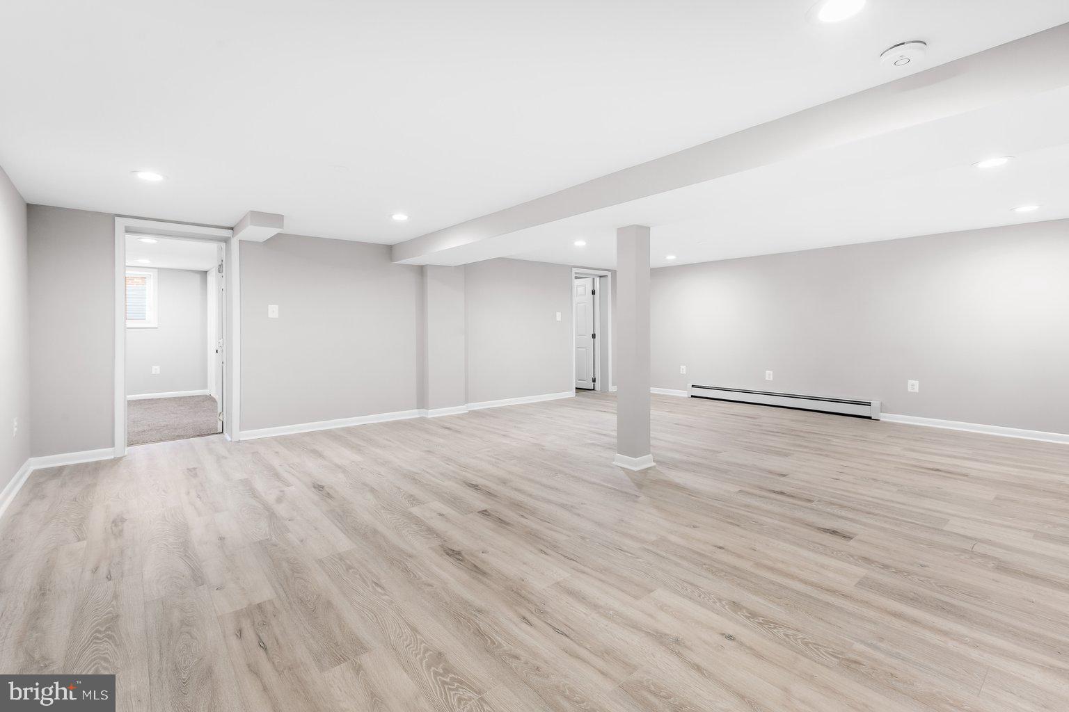 WINDSOR MILL - Residential