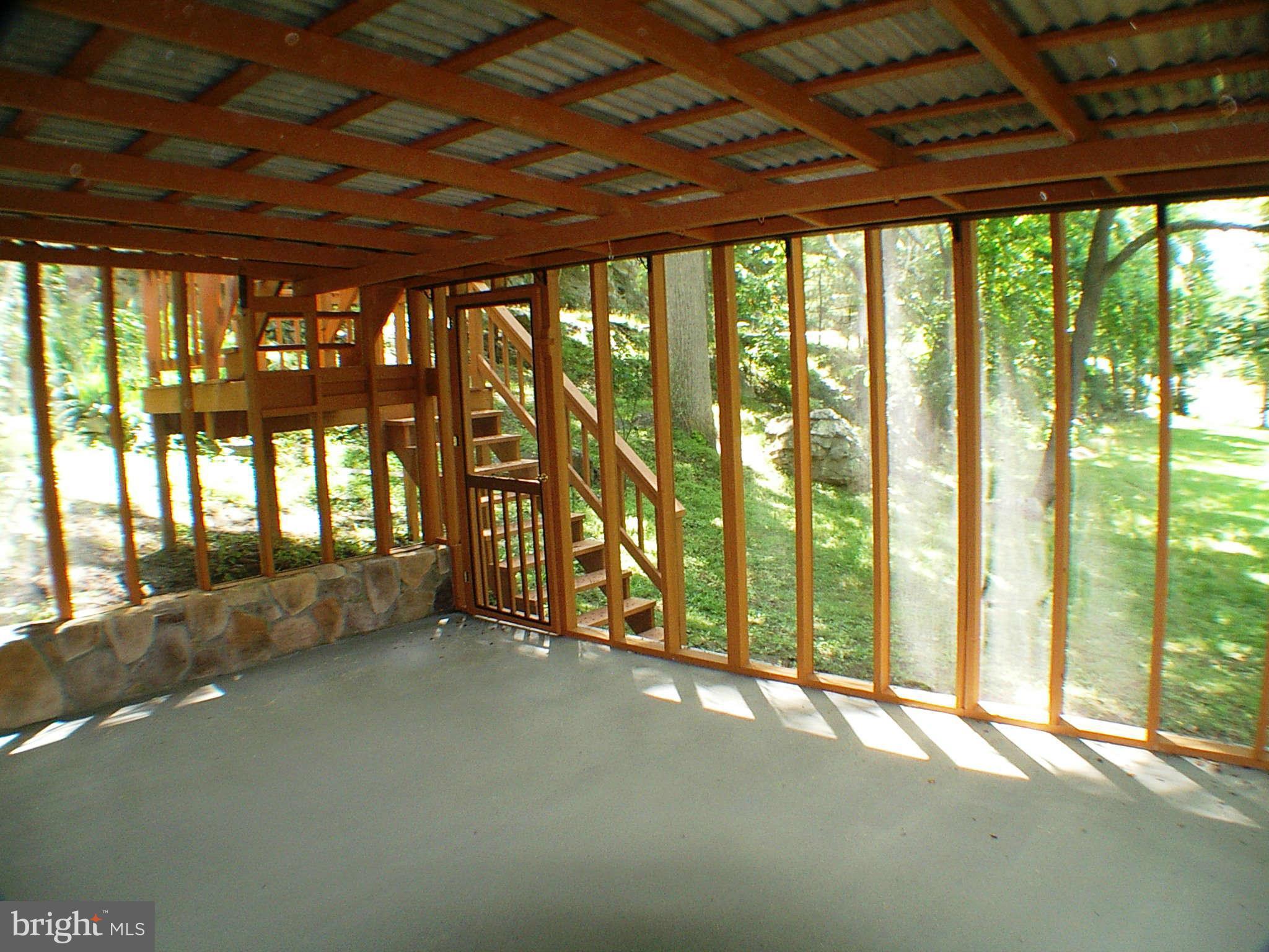 CACAPON CREEK - Residential