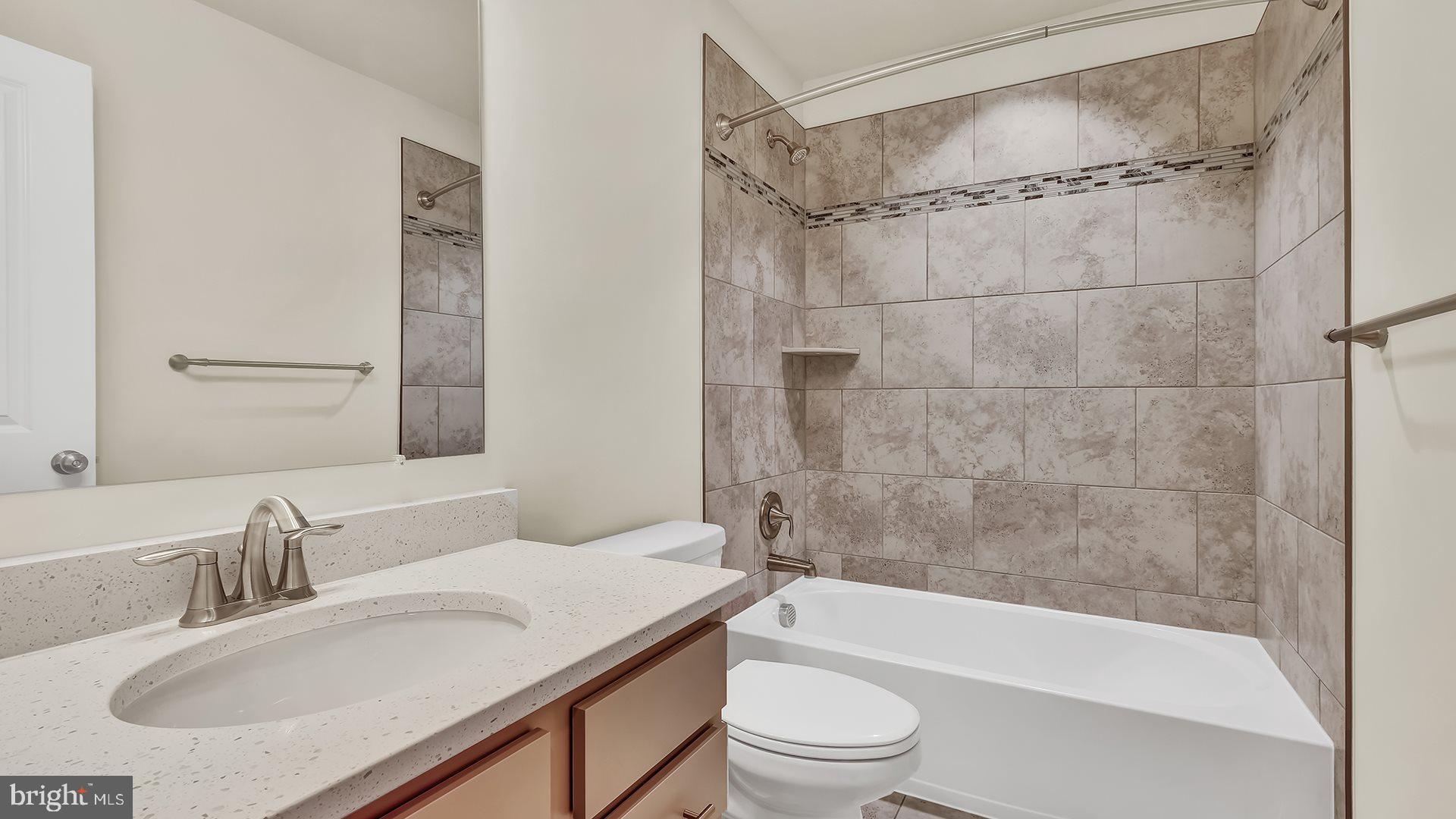 CLARKSBURG SQUARE - Residential