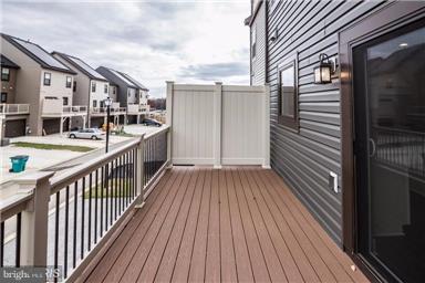 CLARKSBURG SQUARE - Residential