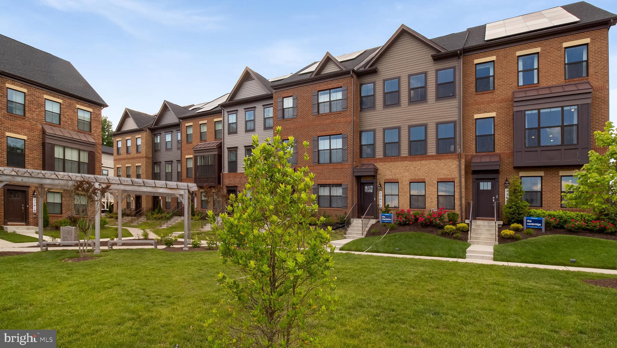 CLARKSBURG SQUARE - Residential