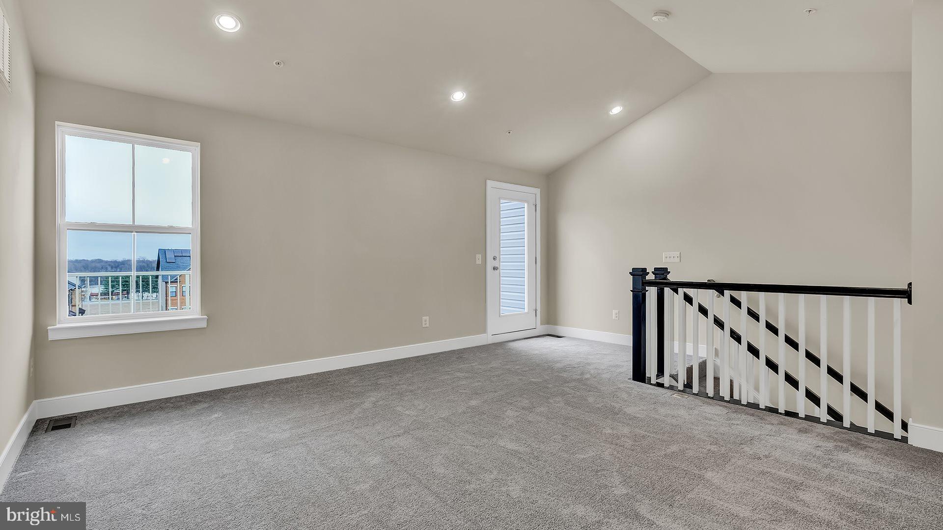 CLARKSBURG SQUARE - Residential