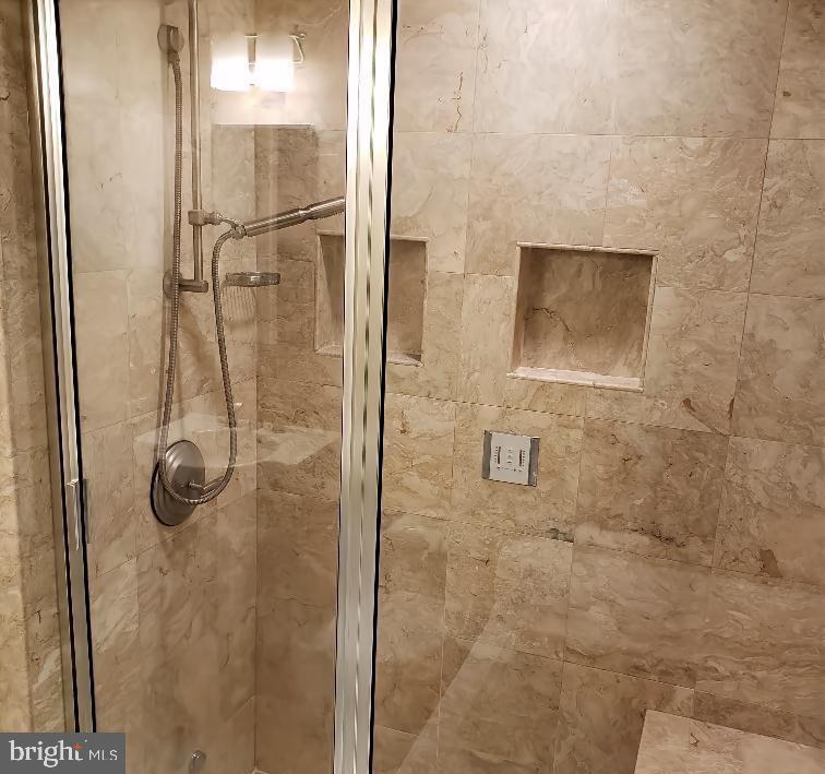 ATRIUM - Residential Lease