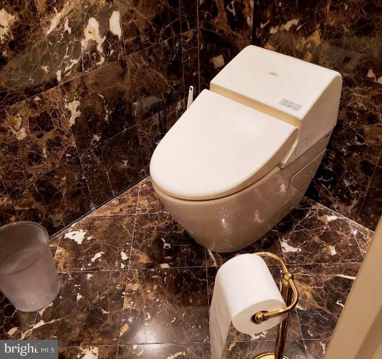 ATRIUM - Residential Lease