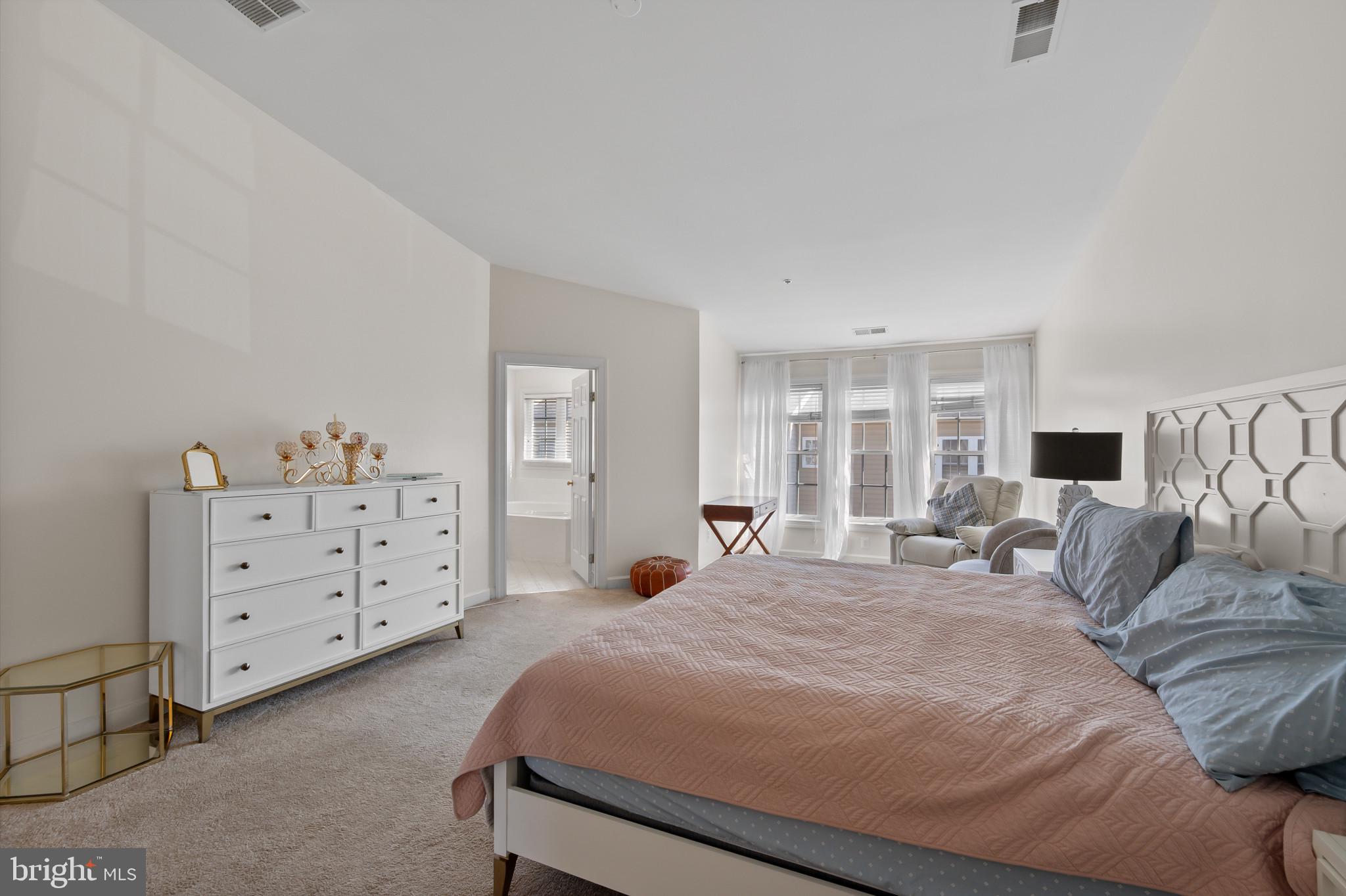 VILLAGES OF DORCHESTER - Residential Lease