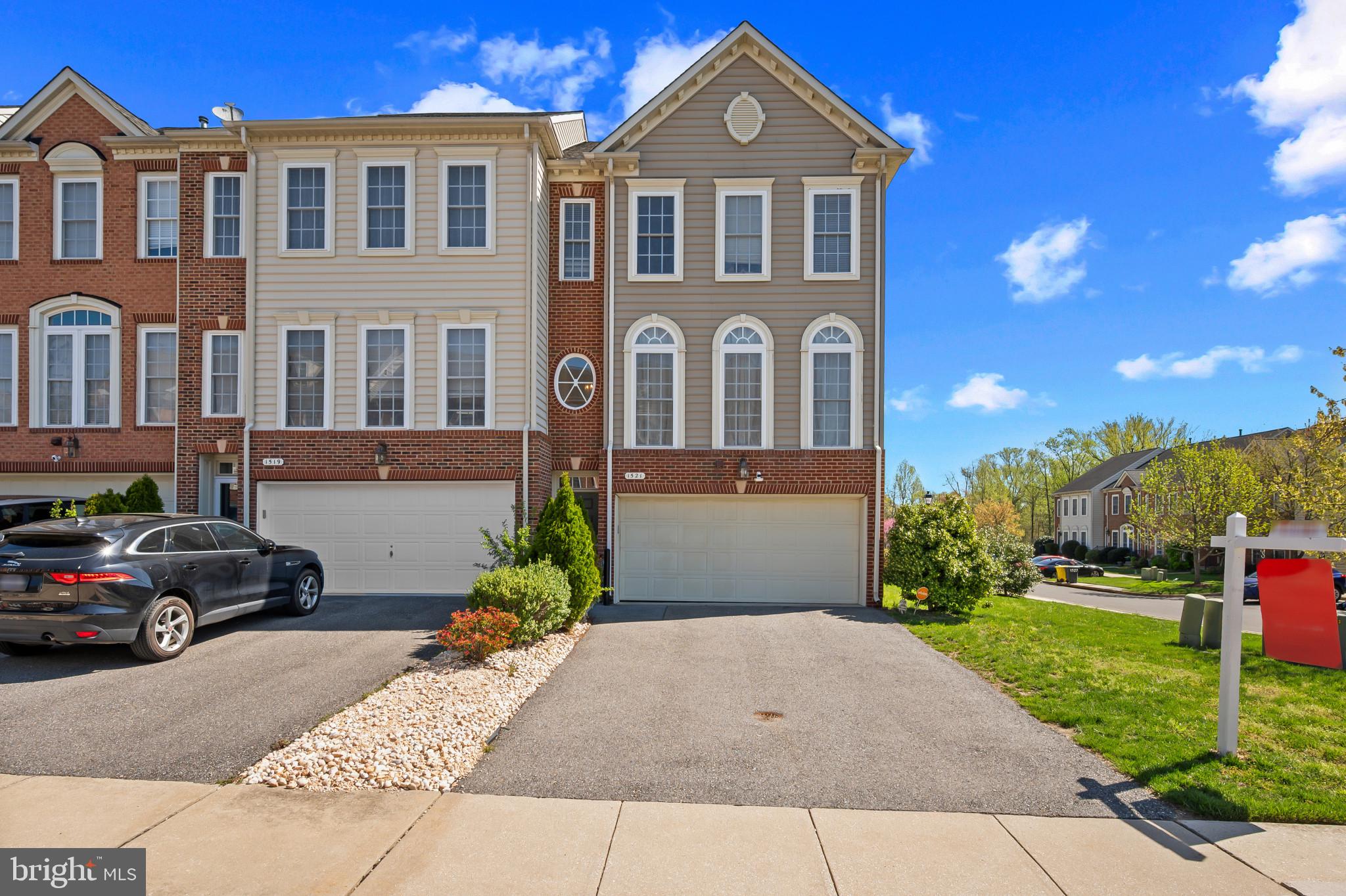 VILLAGES OF DORCHESTER - Residential Lease