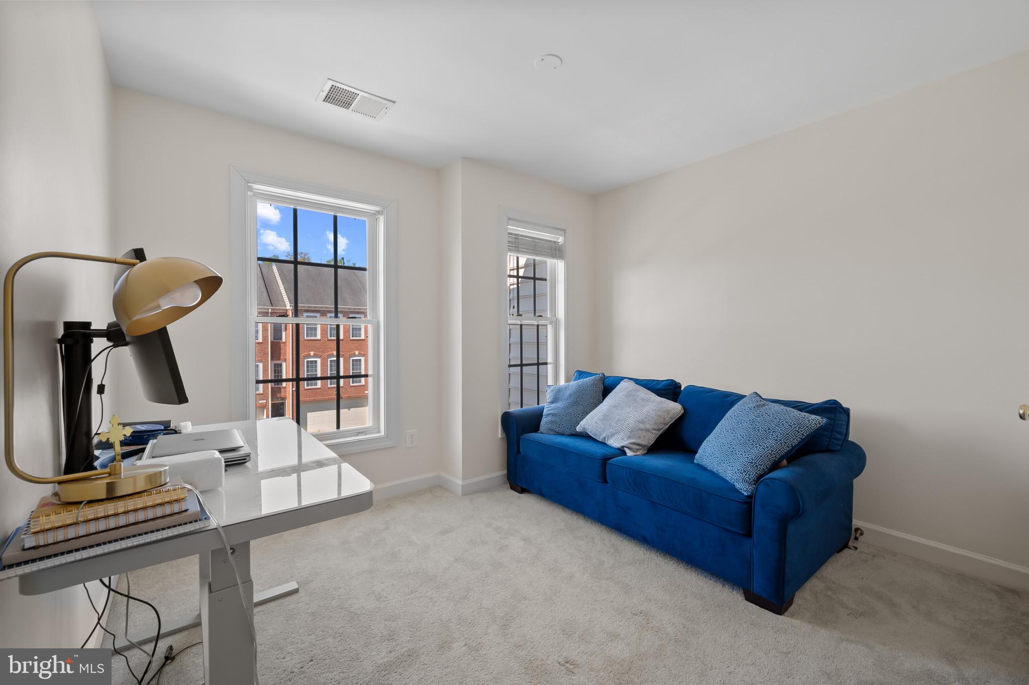 VILLAGES OF DORCHESTER - Residential Lease