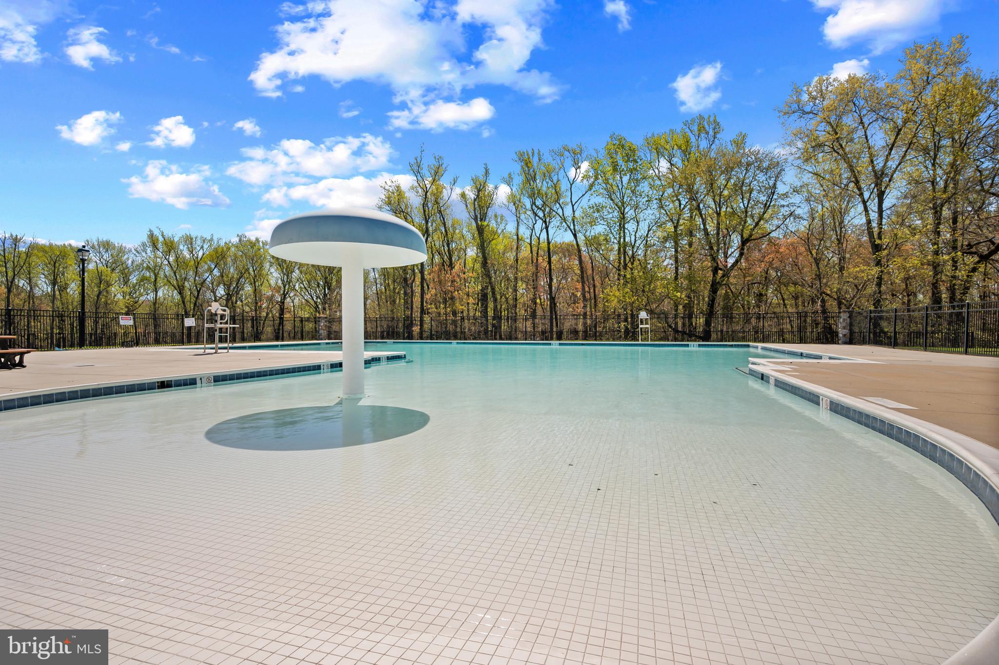 VILLAGES OF DORCHESTER - Residential Lease