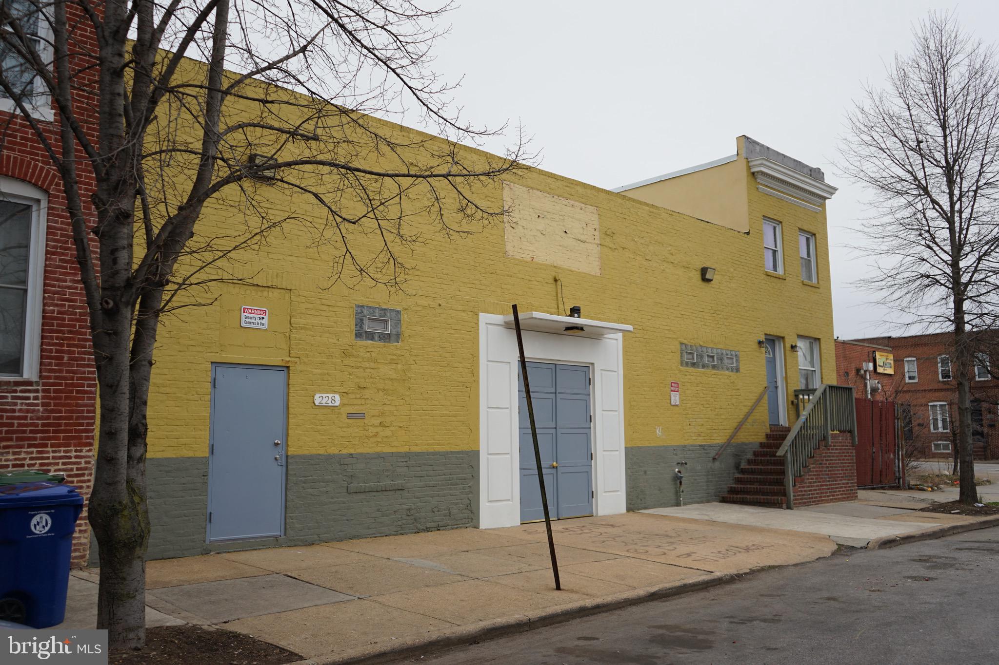 228 N MONTFORD AVENUE