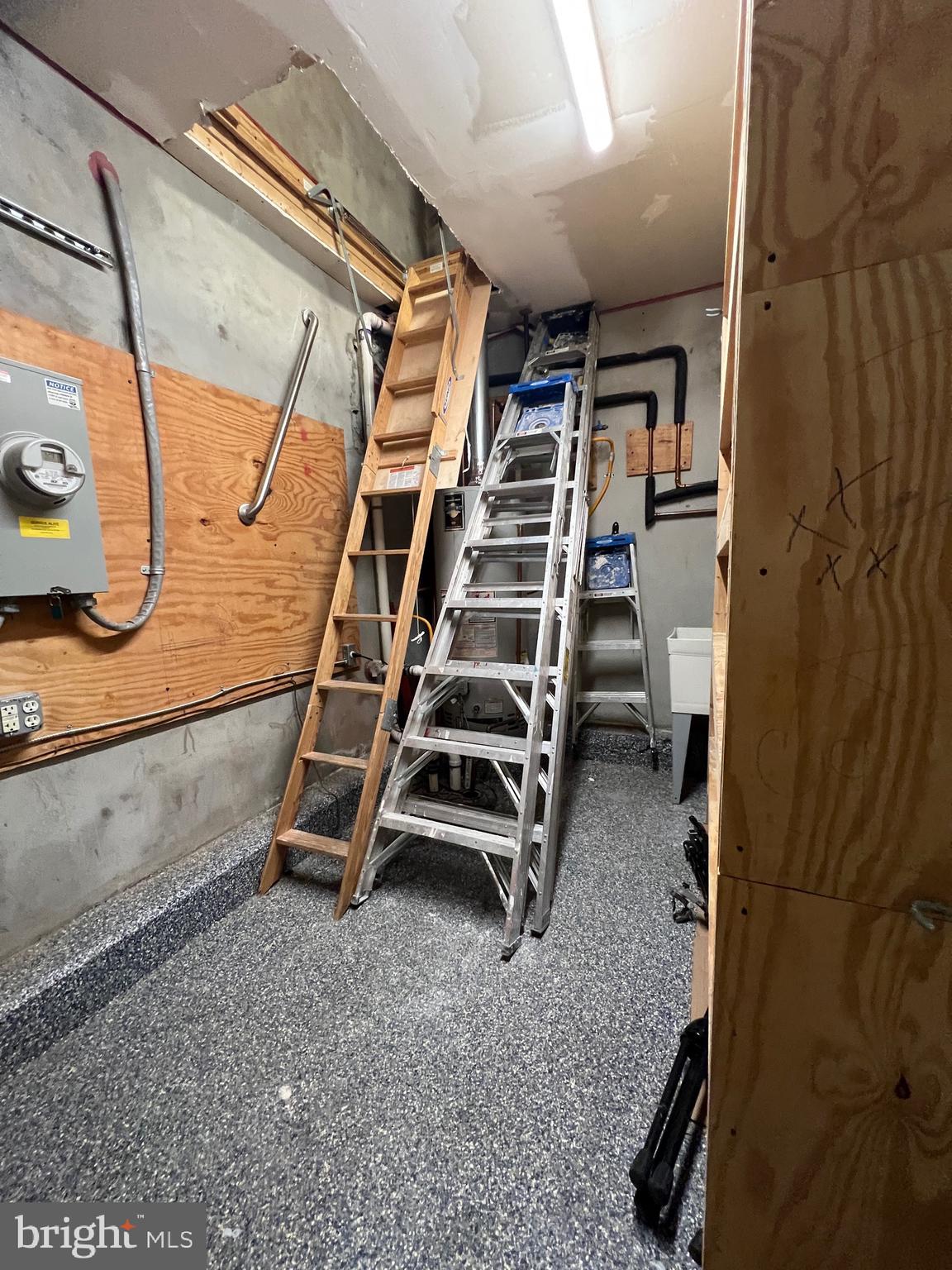 PATTERSON PLACE - Commercial Sale