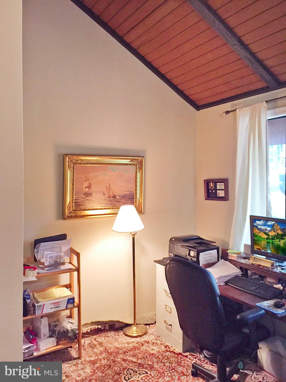 OCCOQUAN FOREST - Residential