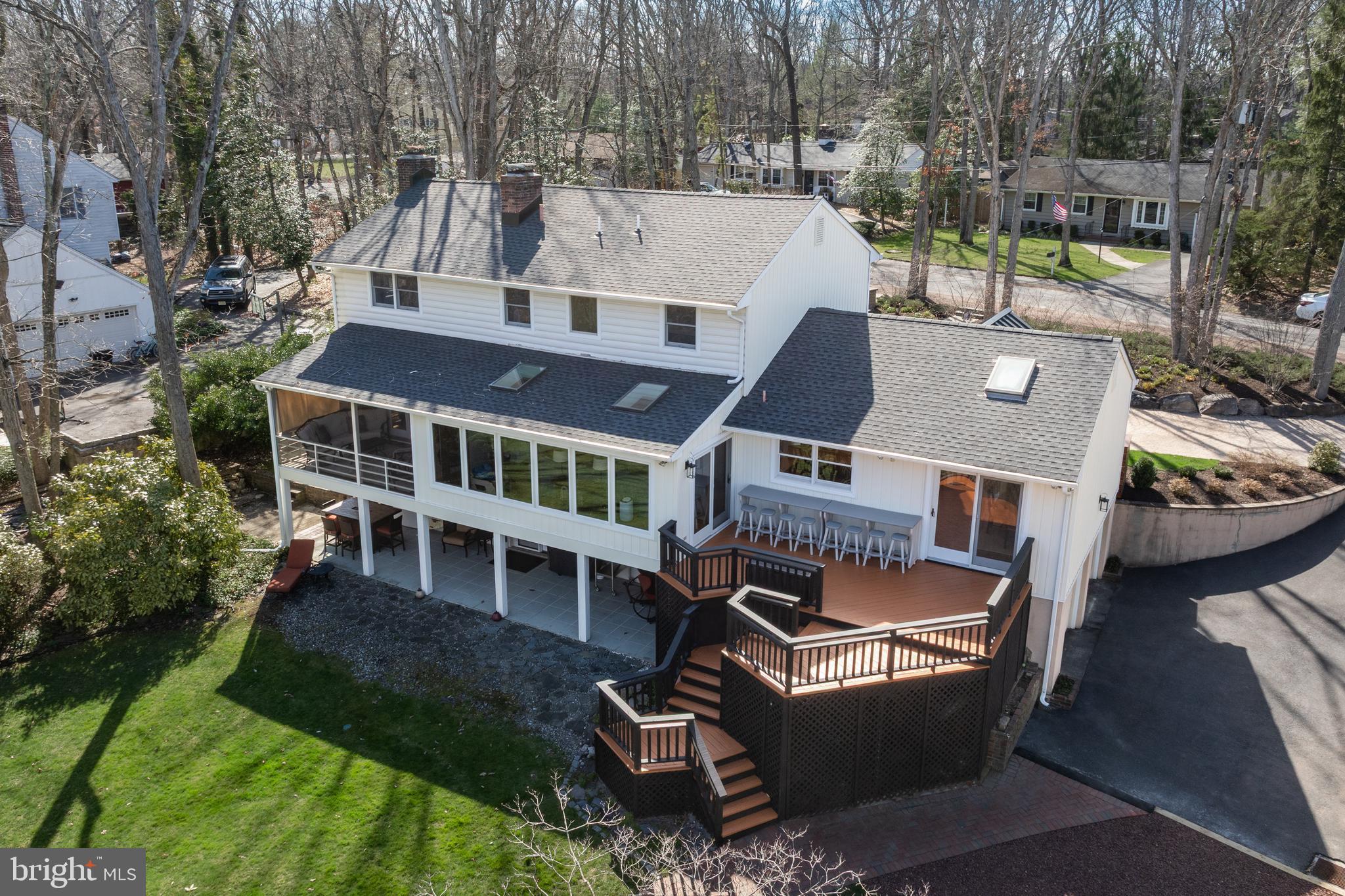 169 ALGONQUIN TRAIL