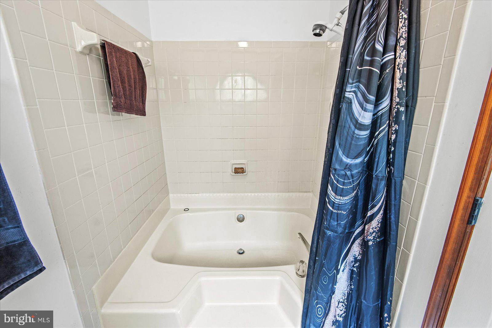 WILLOW OAKS - Residential