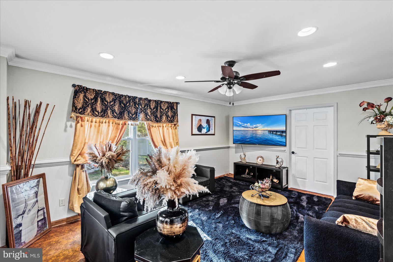 WILLOW OAKS - Residential