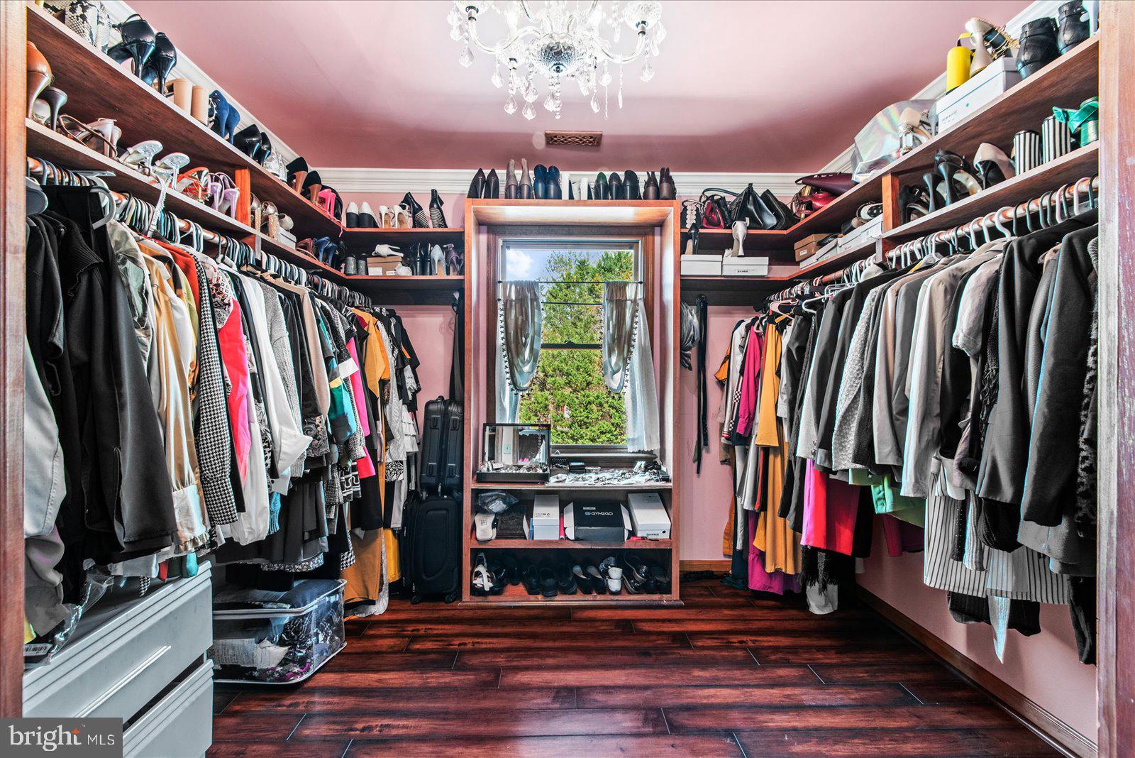 WILLOW OAKS - Residential