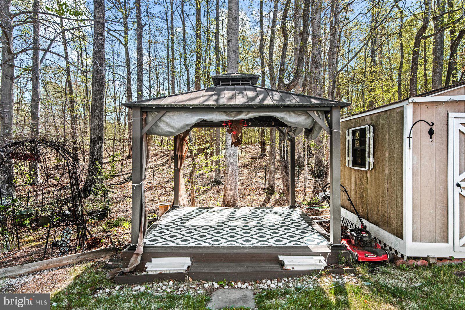 WILLOW OAKS - Residential