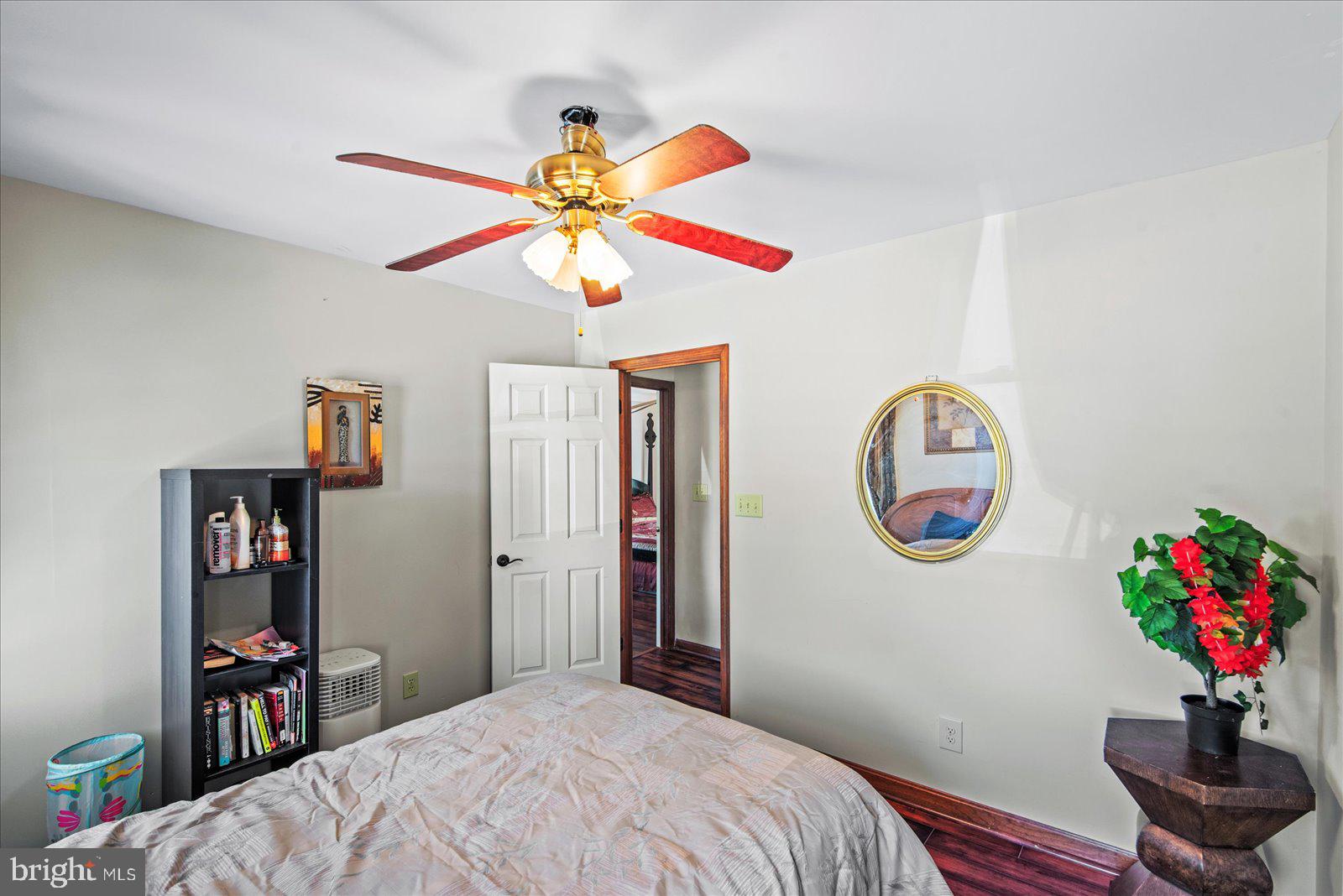 WILLOW OAKS - Residential