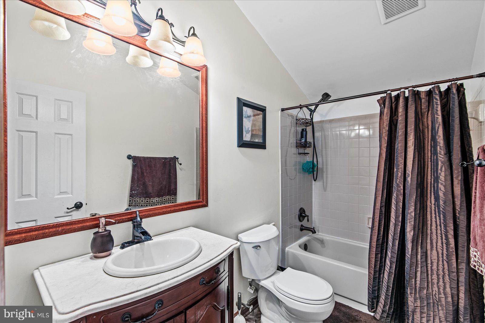 WILLOW OAKS - Residential