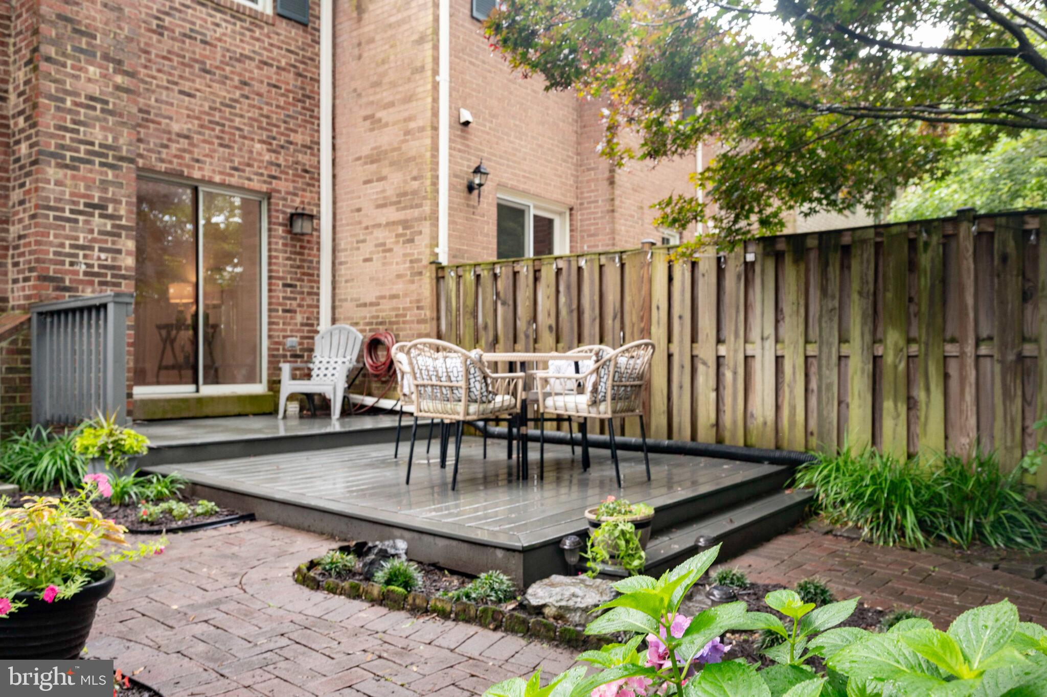 HUNTINGTON AT MT VERNON - Residential