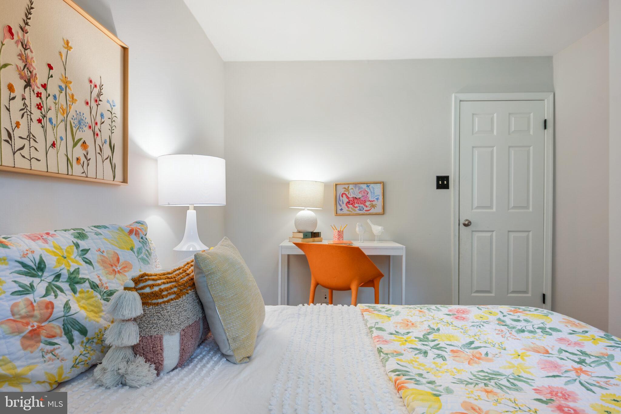 HUNTINGTON AT MT VERNON - Residential