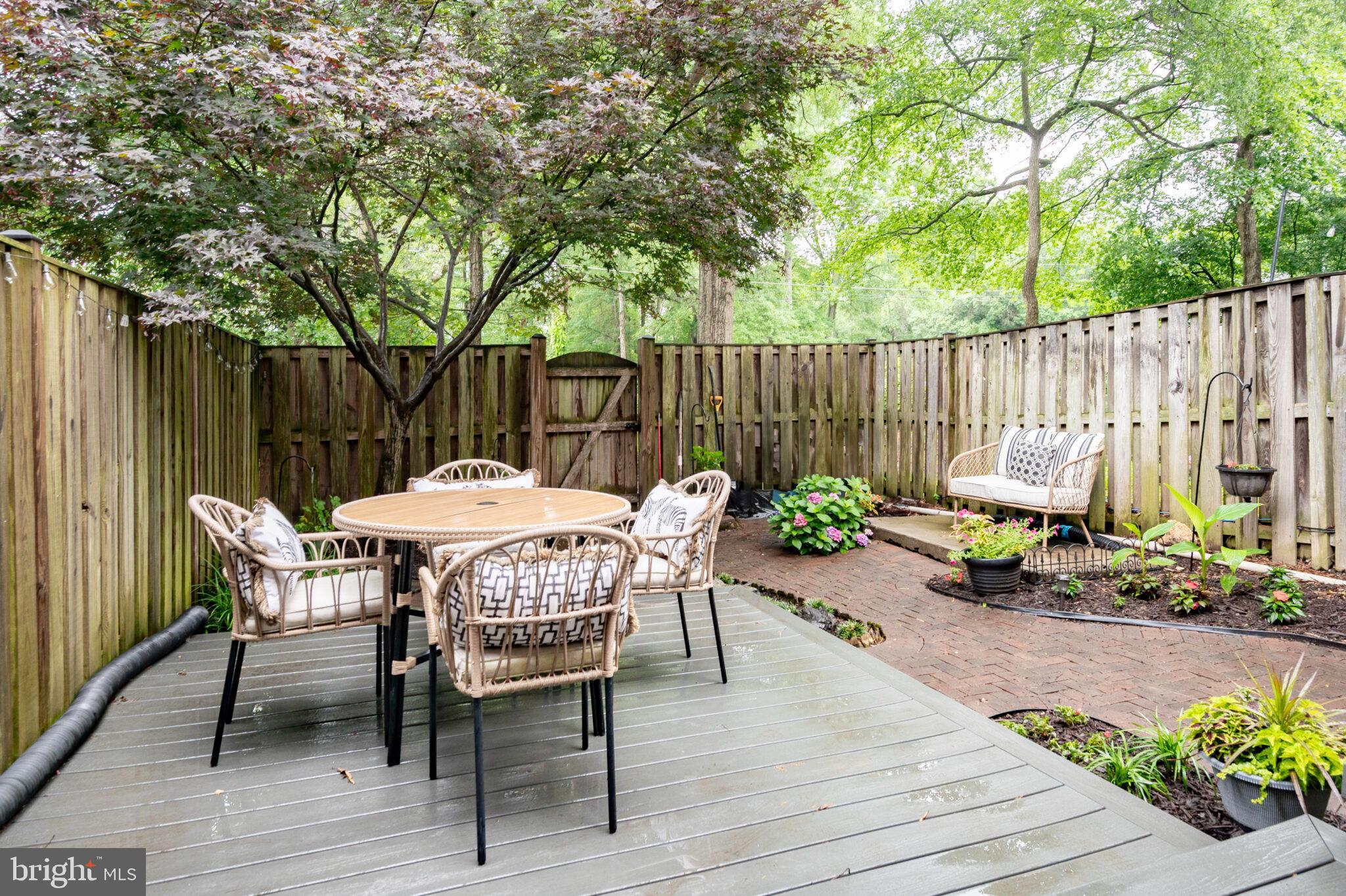 HUNTINGTON AT MT VERNON - Residential