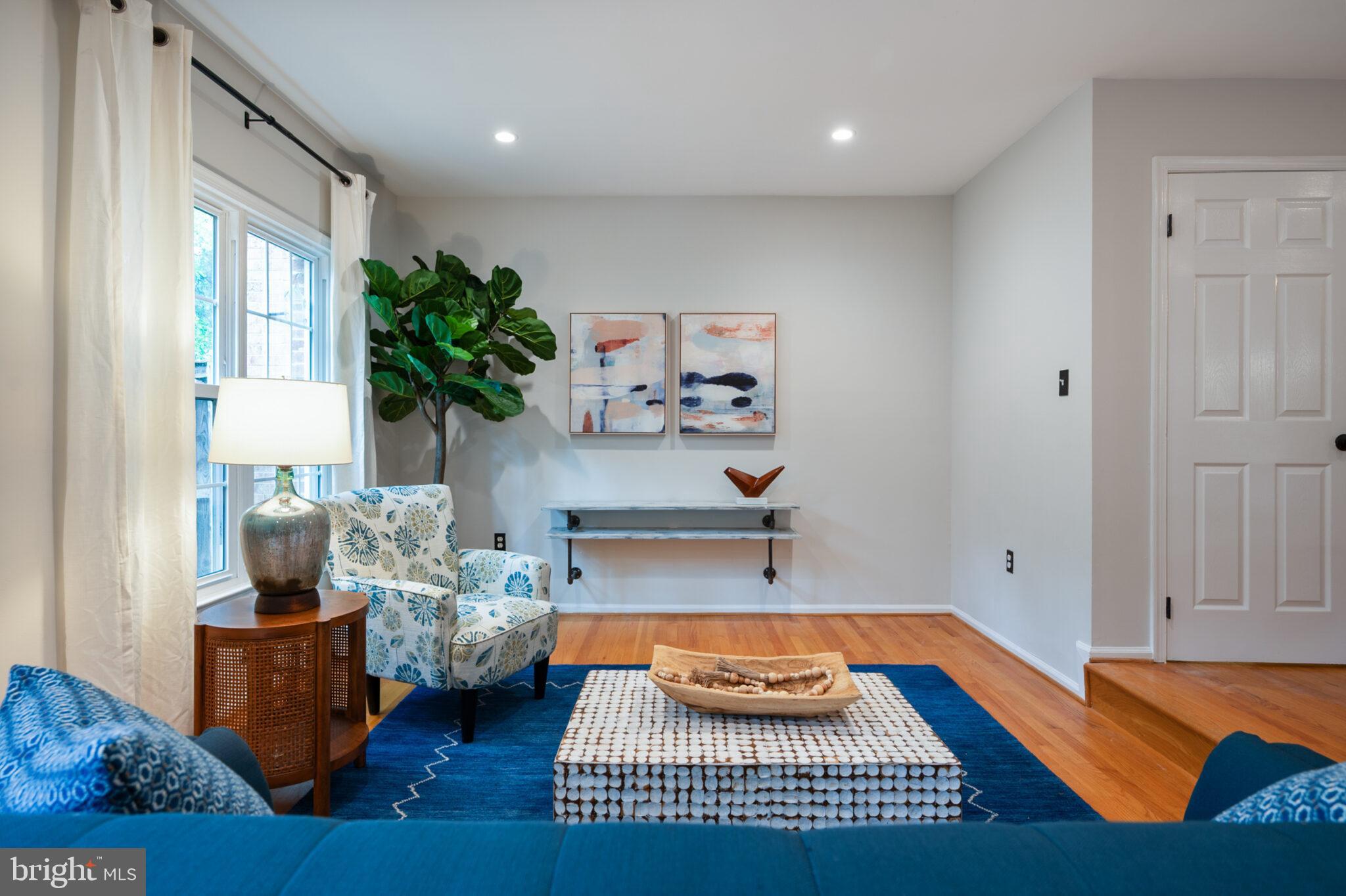 HUNTINGTON AT MT VERNON - Residential