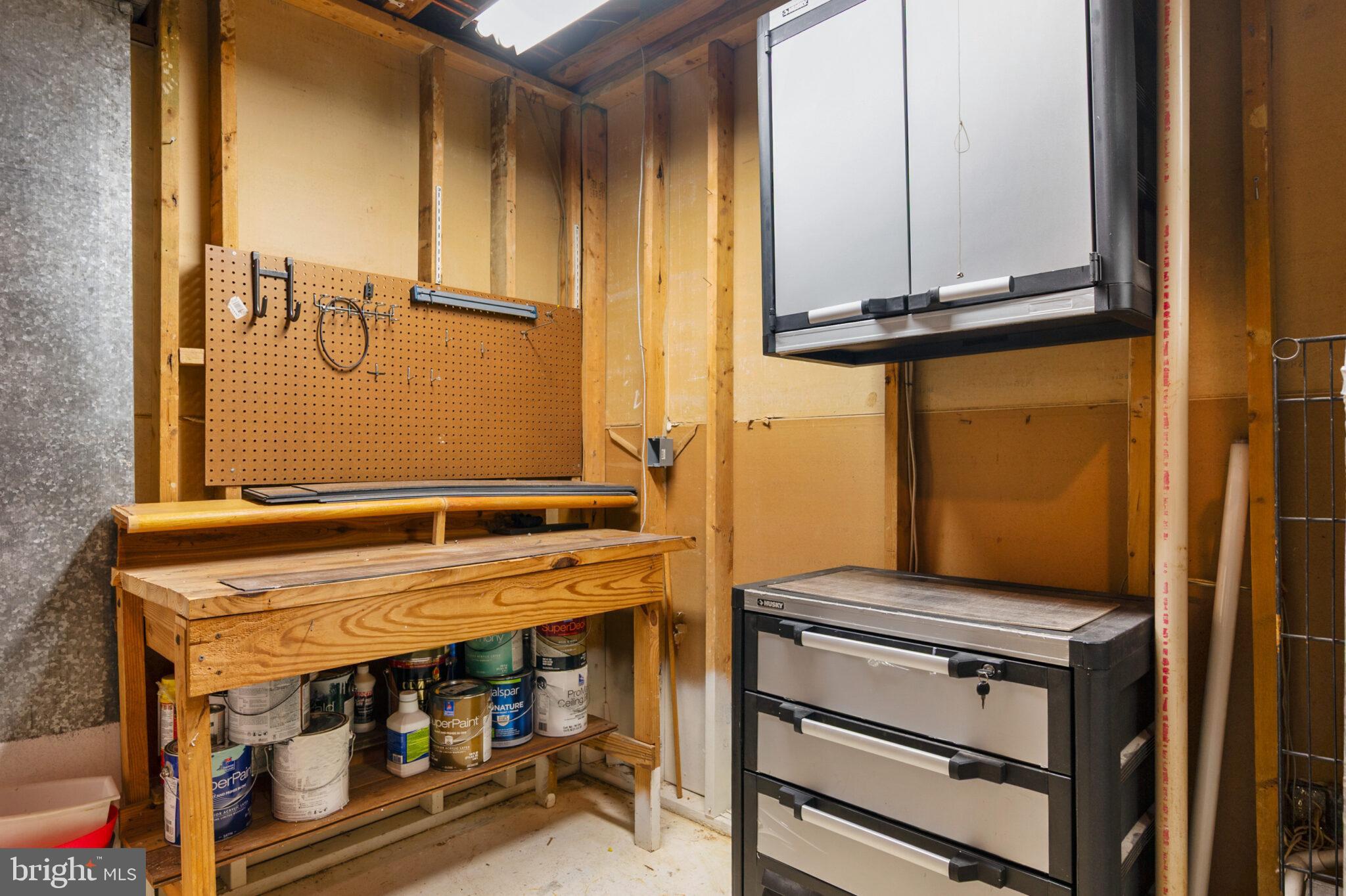 HUNTINGTON AT MT VERNON - Residential