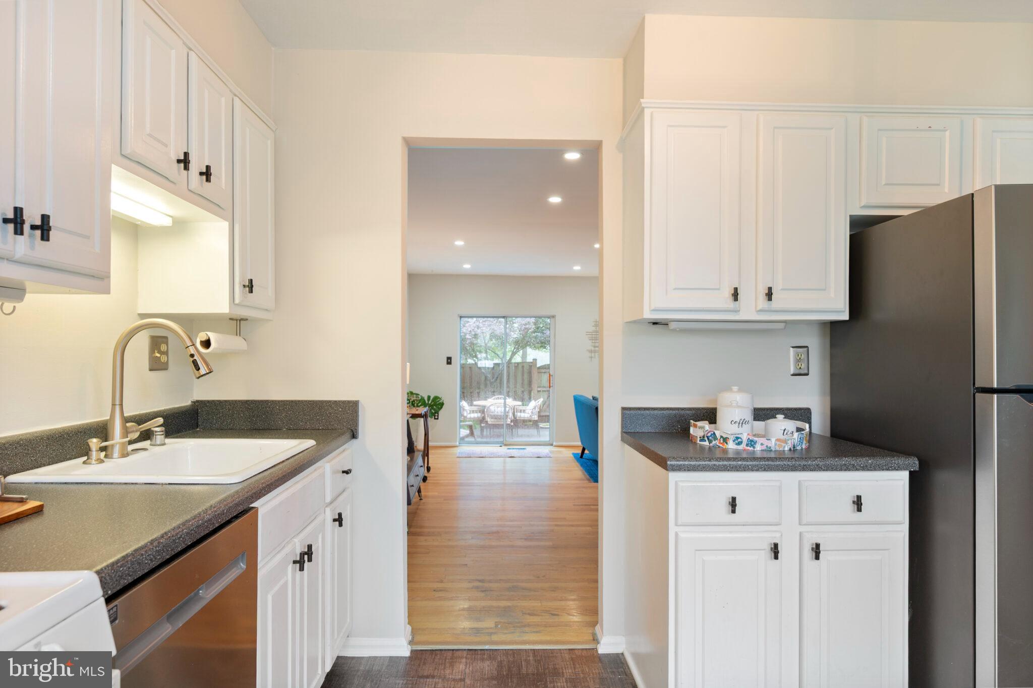 HUNTINGTON AT MT VERNON - Residential