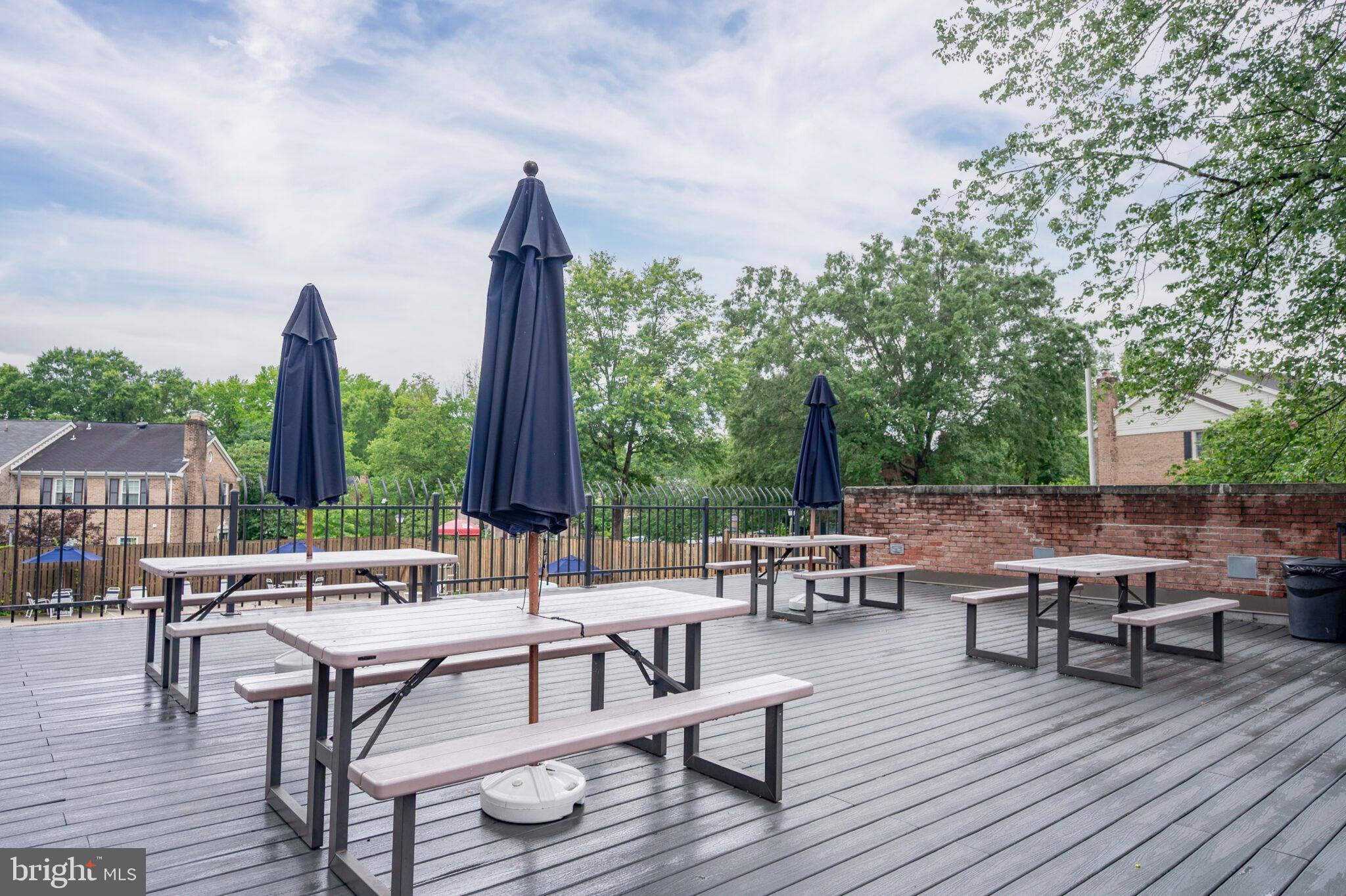 HUNTINGTON AT MT VERNON - Residential