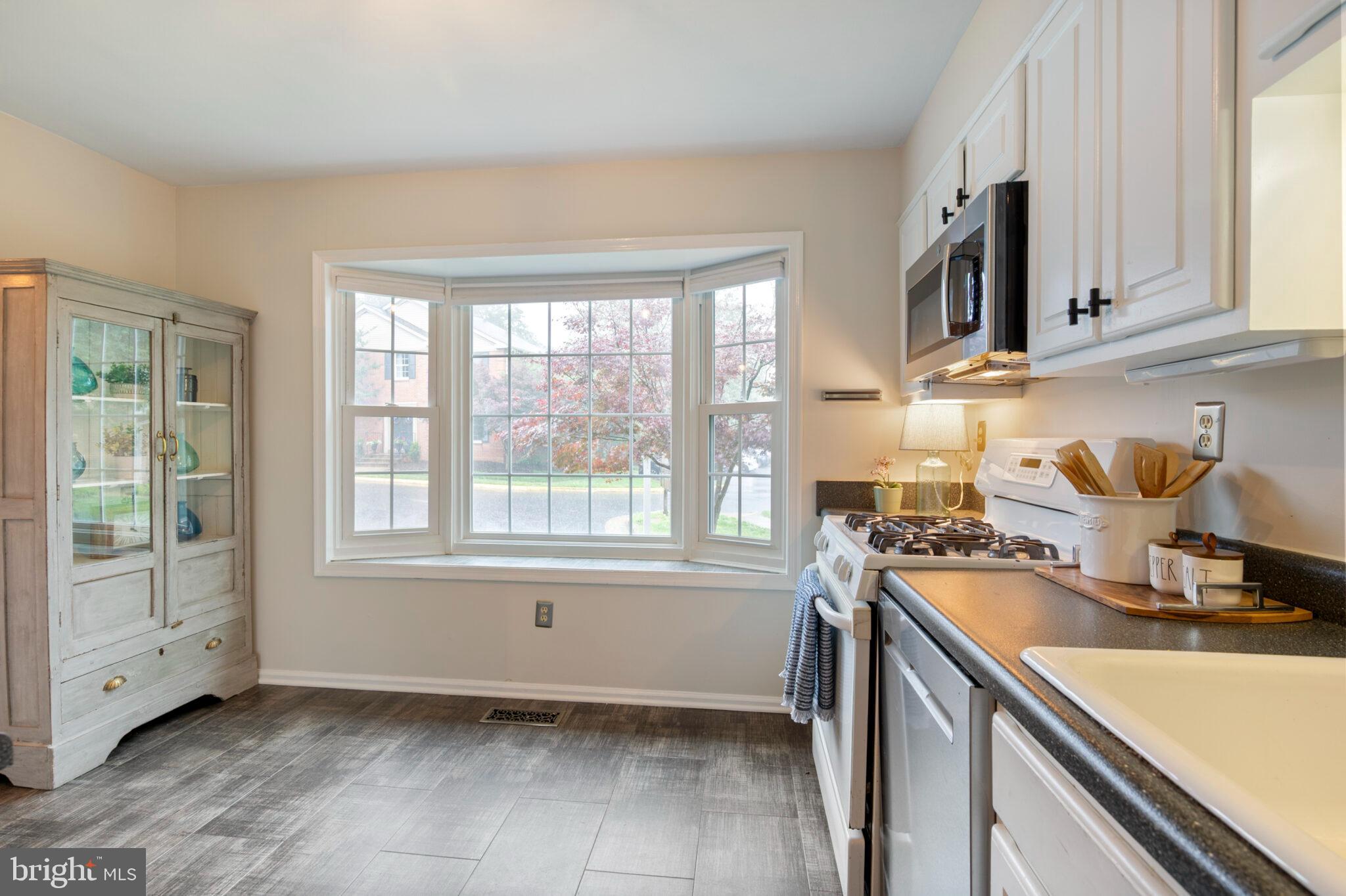 HUNTINGTON AT MT VERNON - Residential